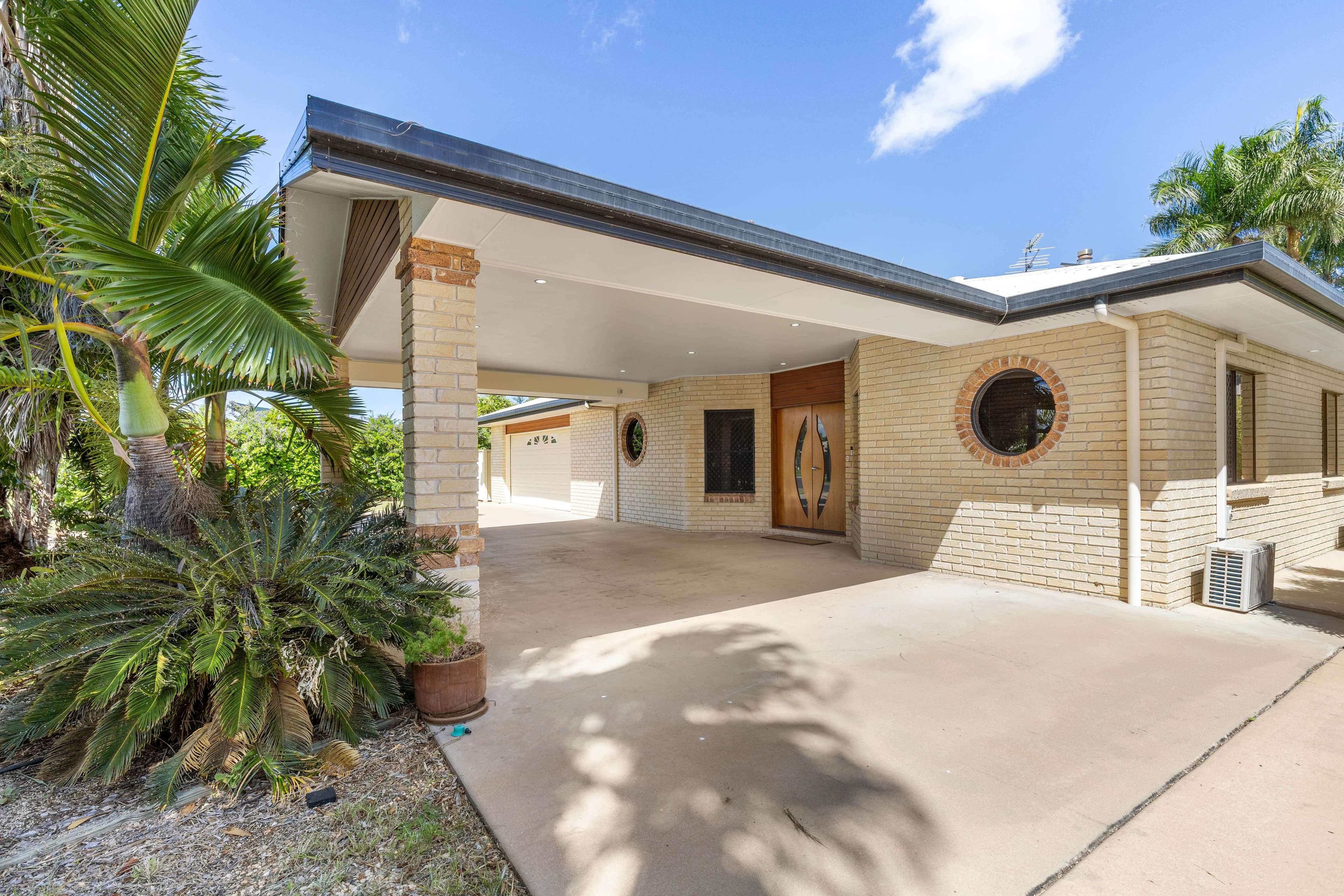 21 Russ Layton Drive , Emerald QLD 4720, Emerald - Thumbnail 3