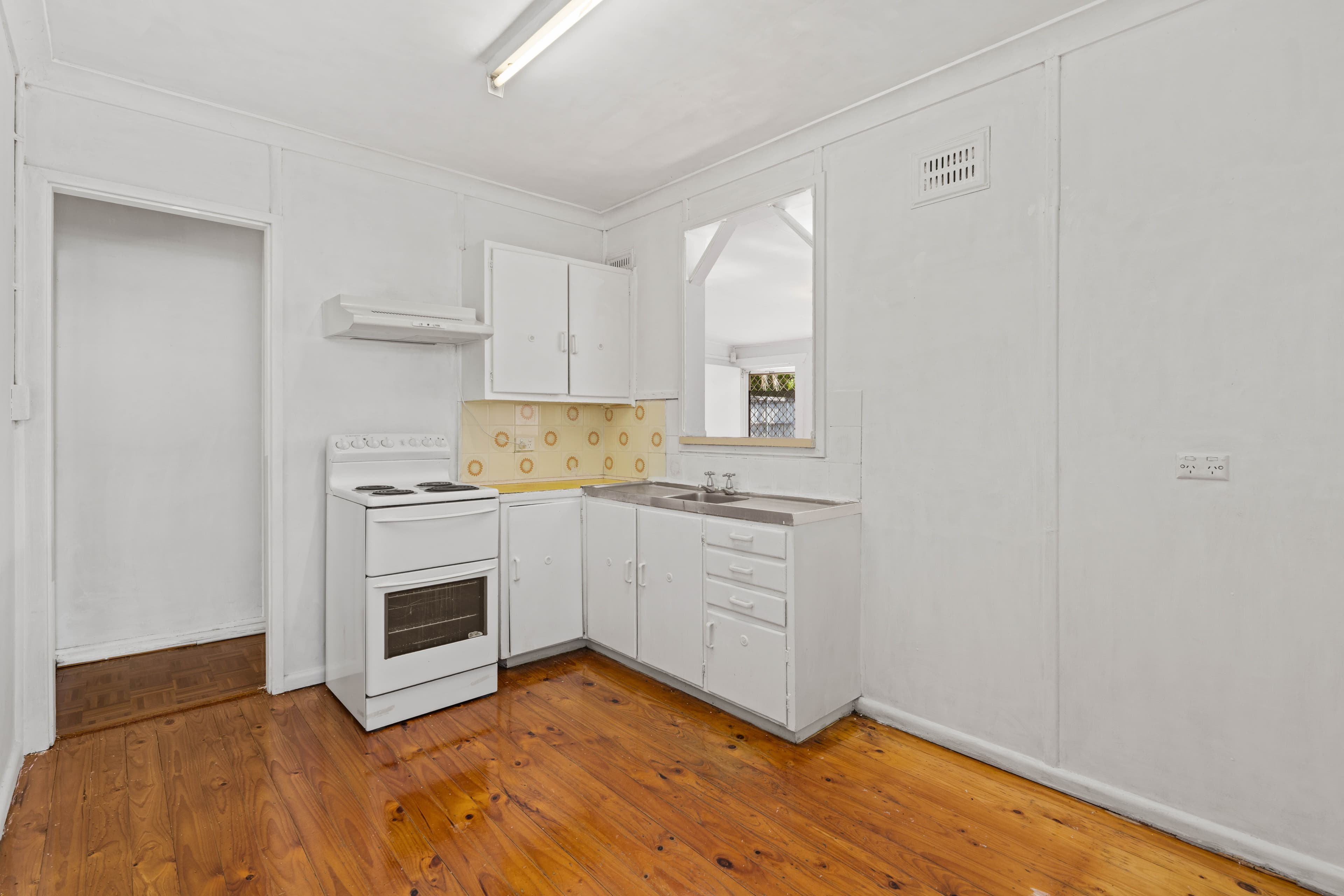9 Ingram Street , Wyong NSW 2259, Wyong - Thumbnail 3