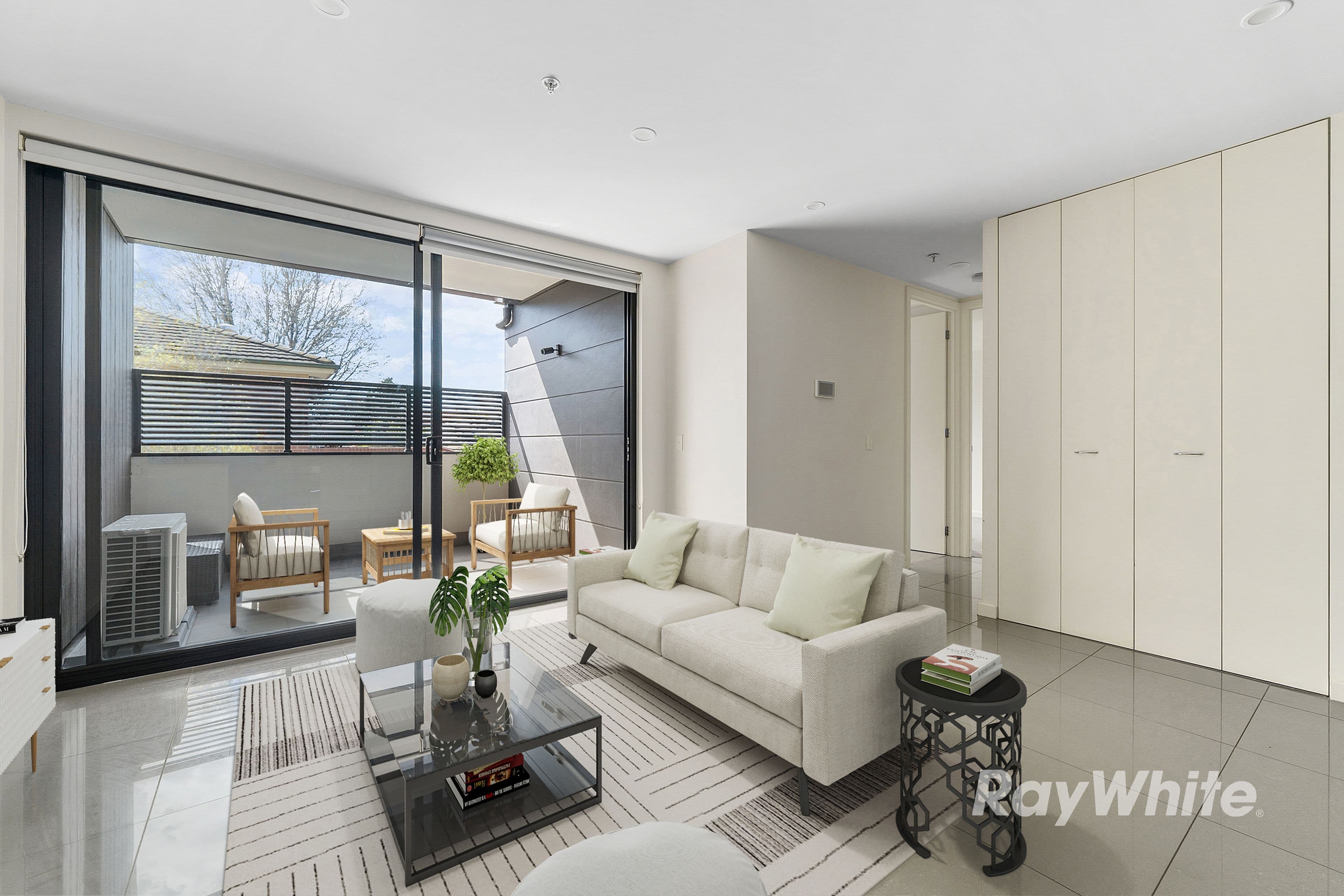15 Manchester Grove , Glen Huntly VIC 3163, Glen Huntly - Thumbnail 2