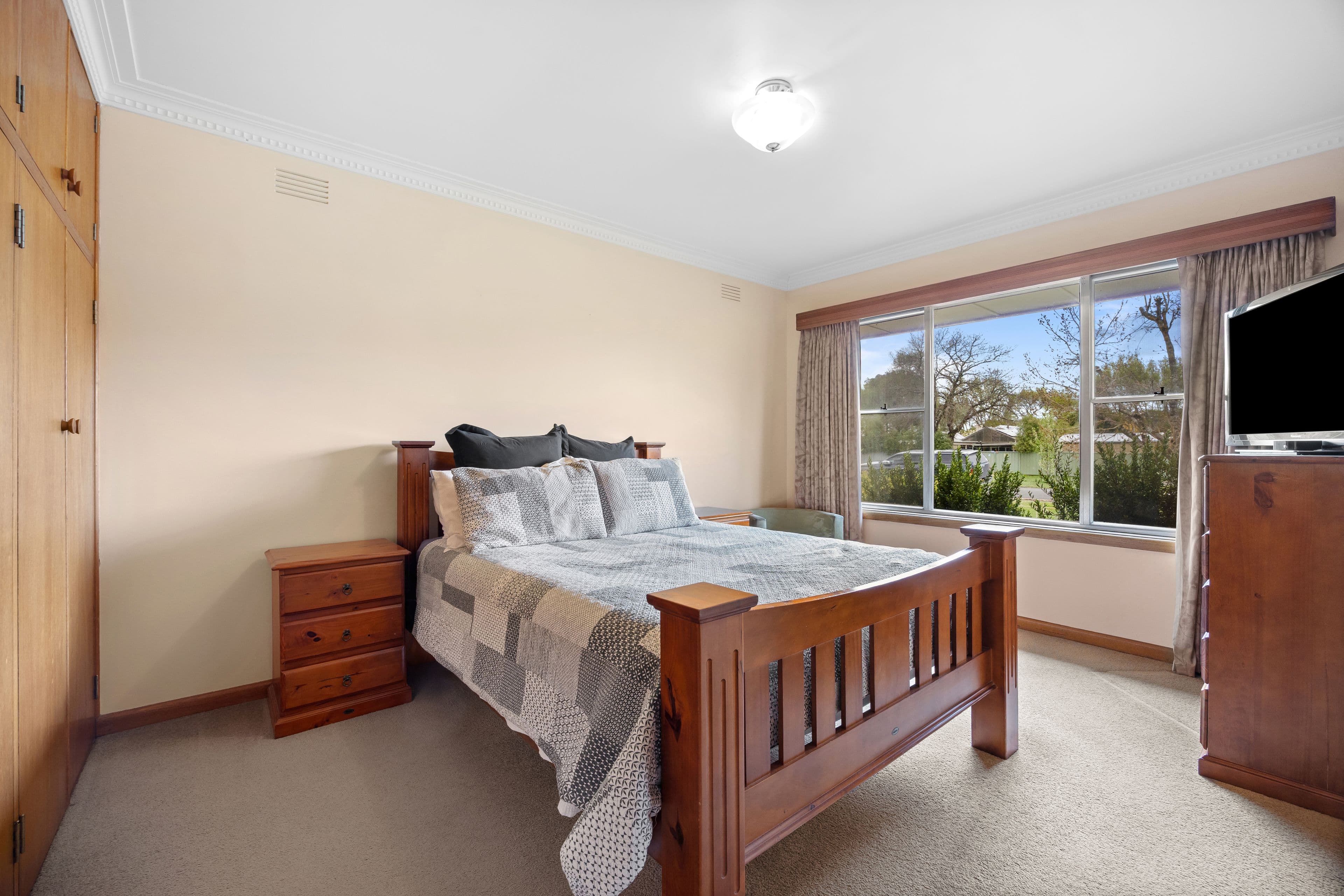 5 Cummins Street , Beaufort VIC 3373, Beaufort - Thumbnail 6