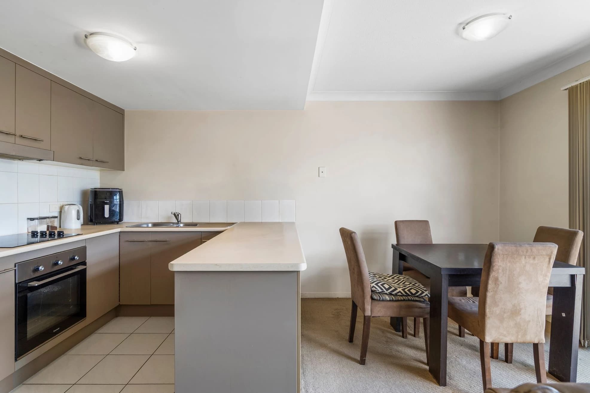 10-14 Syria Street , Beenleigh QLD 4207, Beenleigh - Thumbnail 2