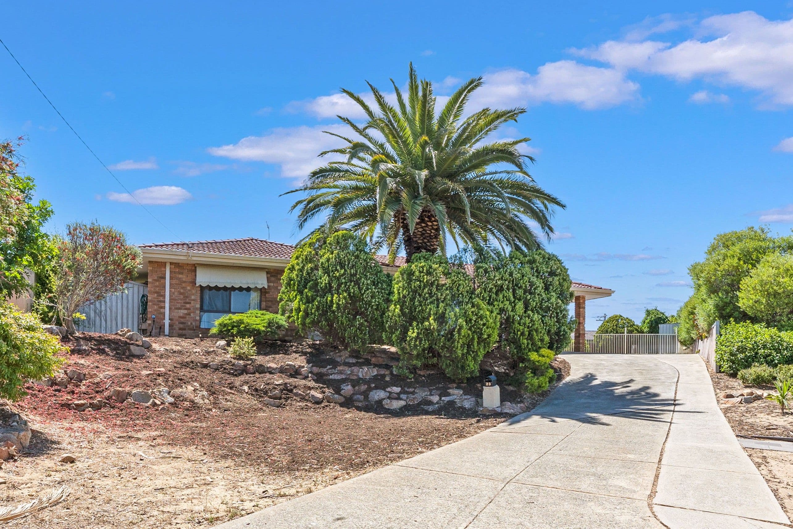 23 Atwick Way , Craigie WA 6025, Craigie - Thumbnail 2