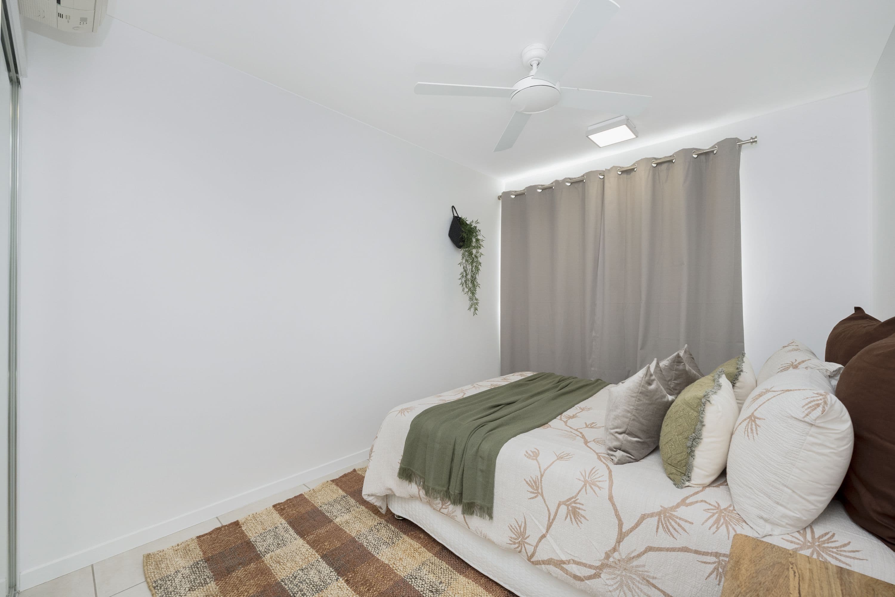 102 The Strand , North Ward QLD 4810, North Ward - Thumbnail 5
