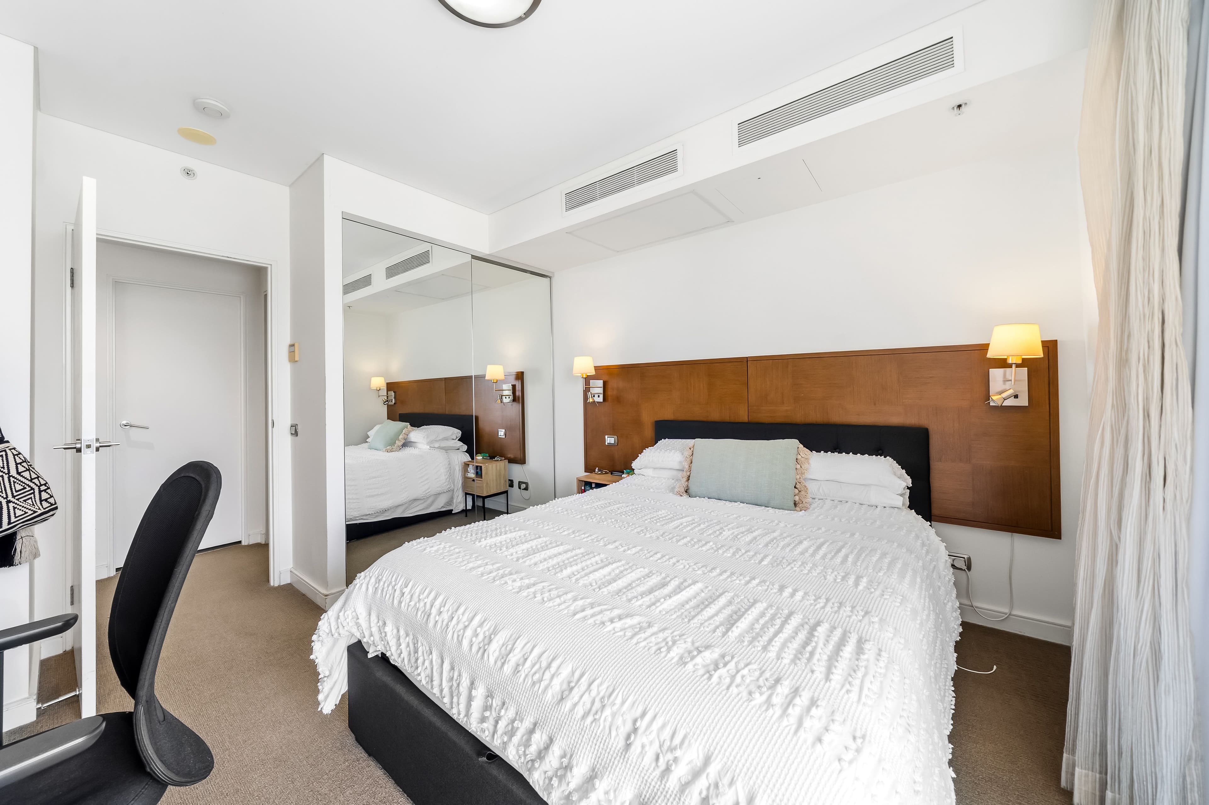 3018 Surfers Paradise Boulevard , Surfers Paradise QLD 4217, Surfers Paradise - Thumbnail 5