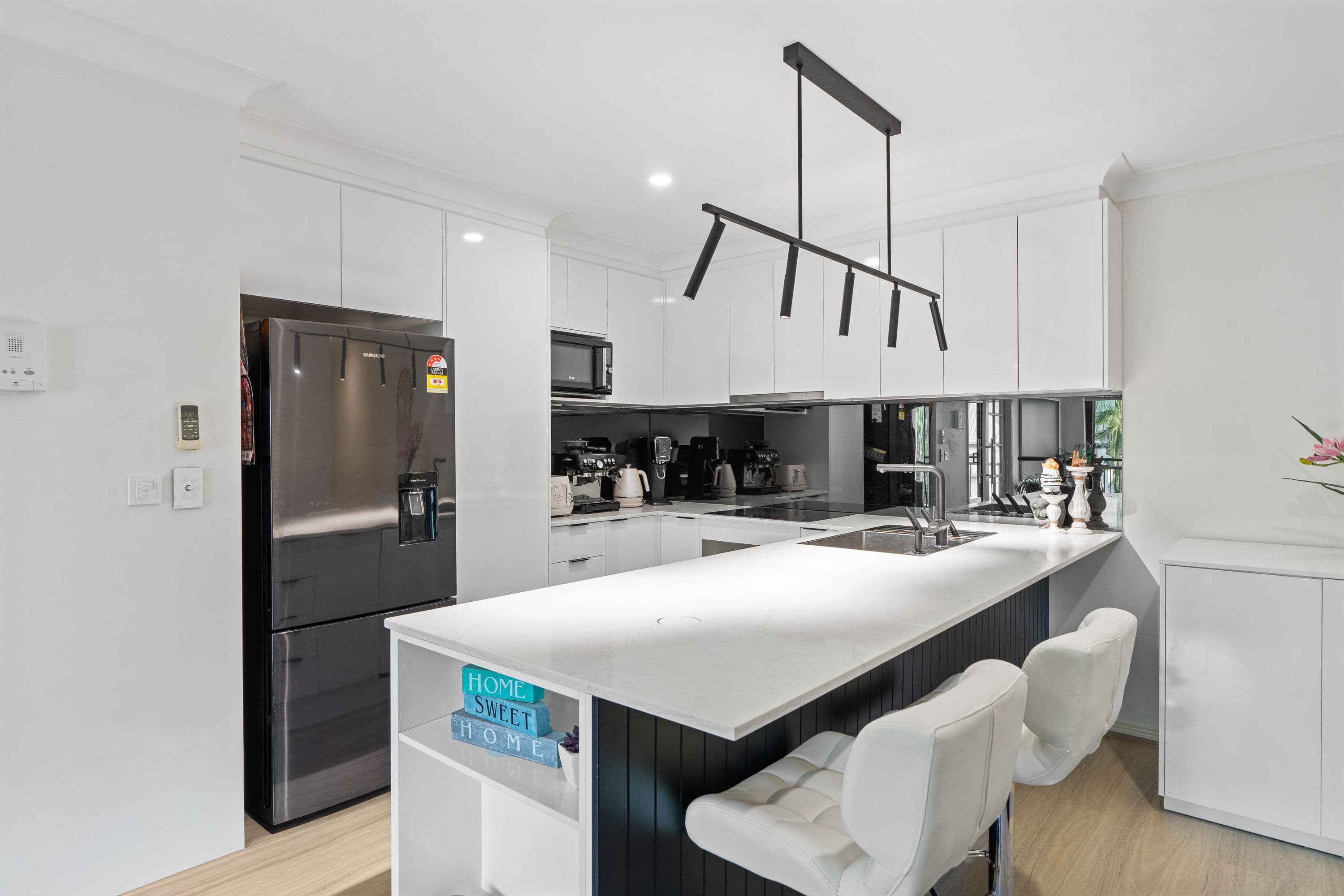 25-27 Commerce Drive, Robina - Thumbnail 4