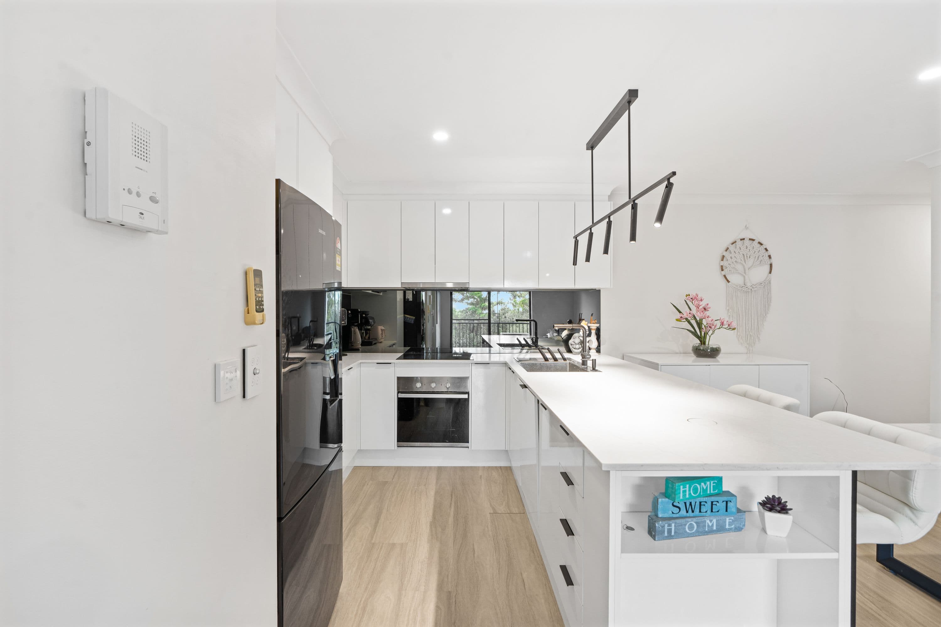 25-27 Commerce Drive, Robina - Thumbnail 5