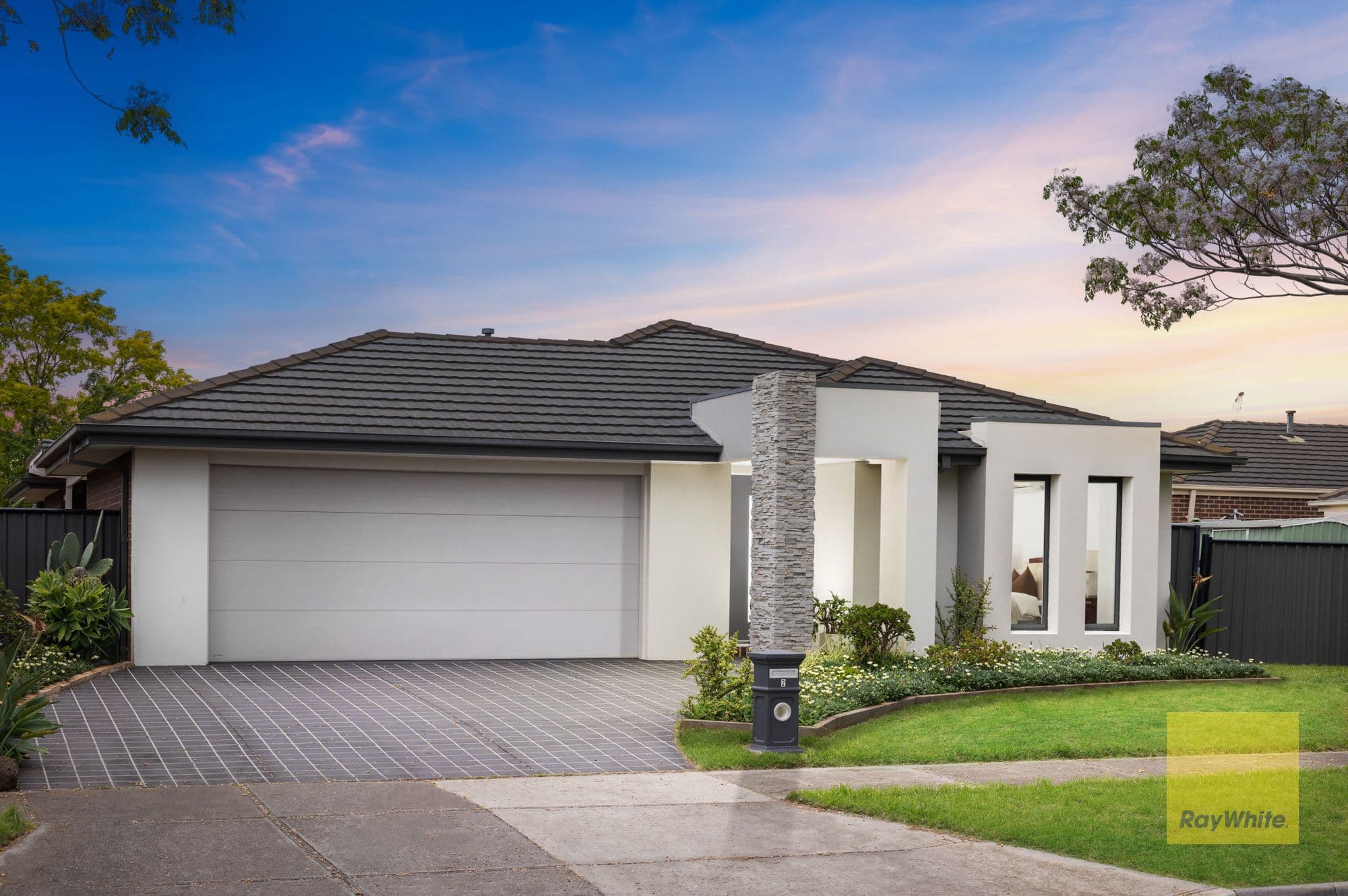 2 Kensington Circle , DERRIMUT VIC 3026, Derrimut - Thumbnail 2