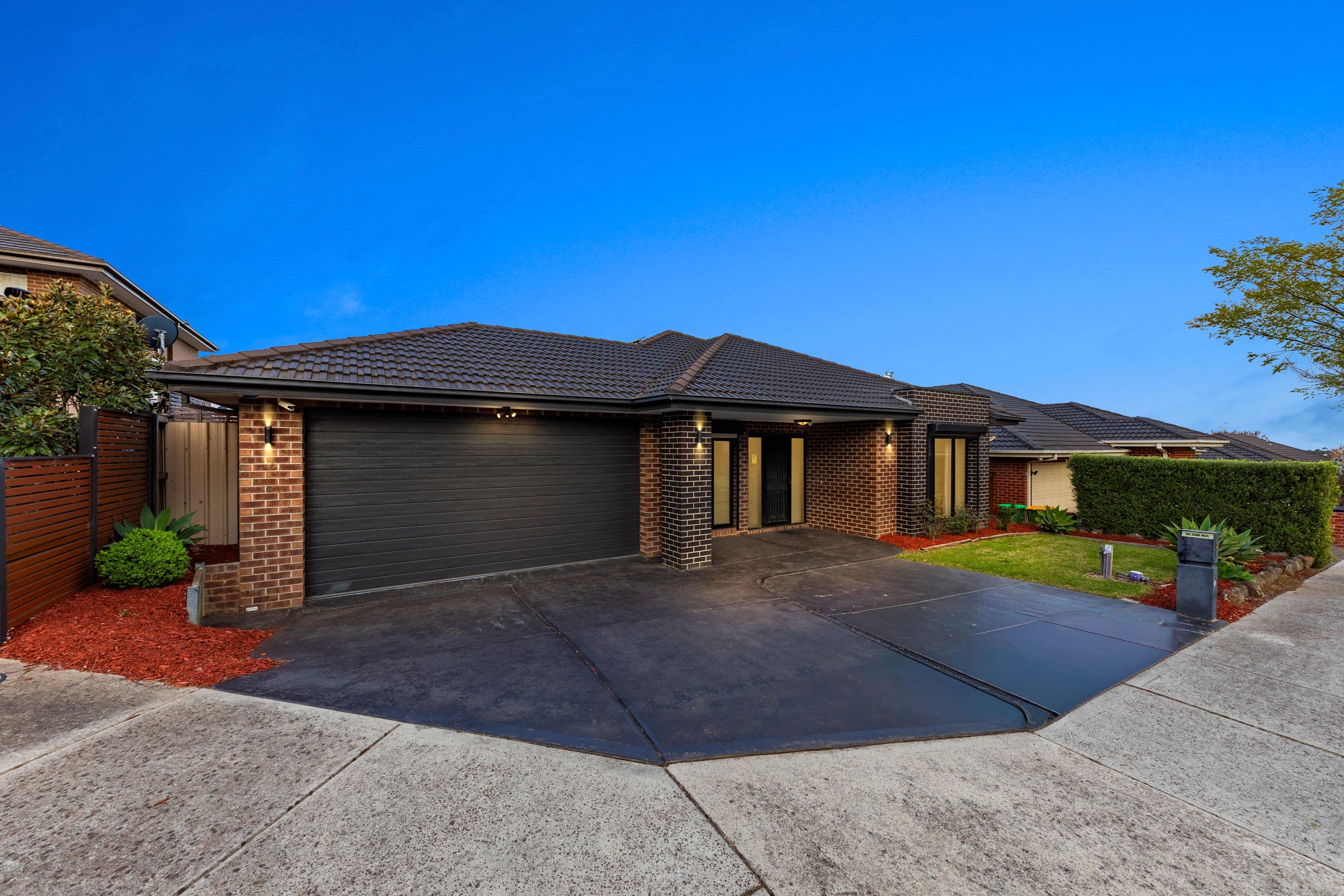 8 Morris Court , Officer VIC 3809, Officer - Thumbnail 2