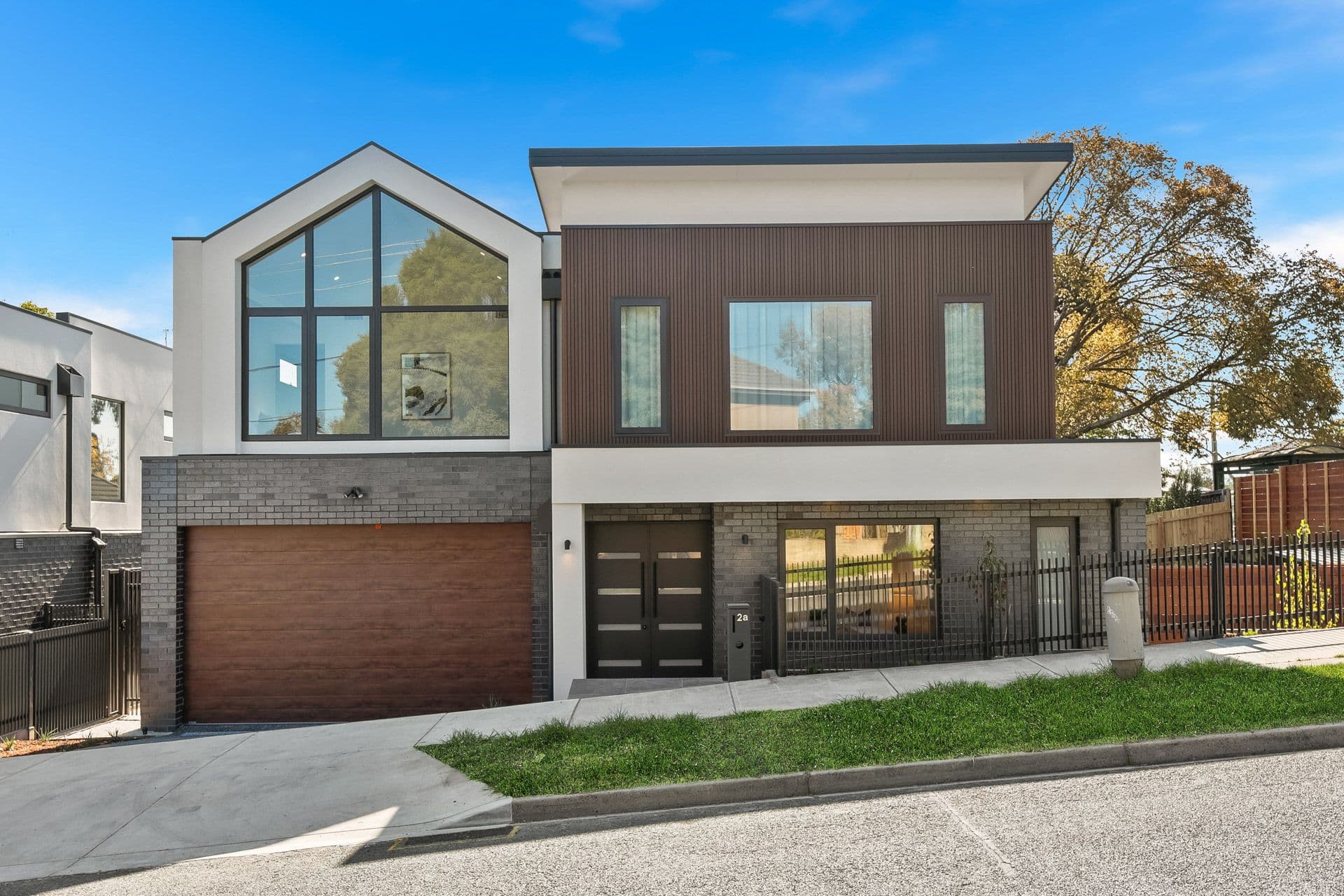 2A Inverness Avenue , Burwood VIC 3125, Burwood - Thumbnail 2