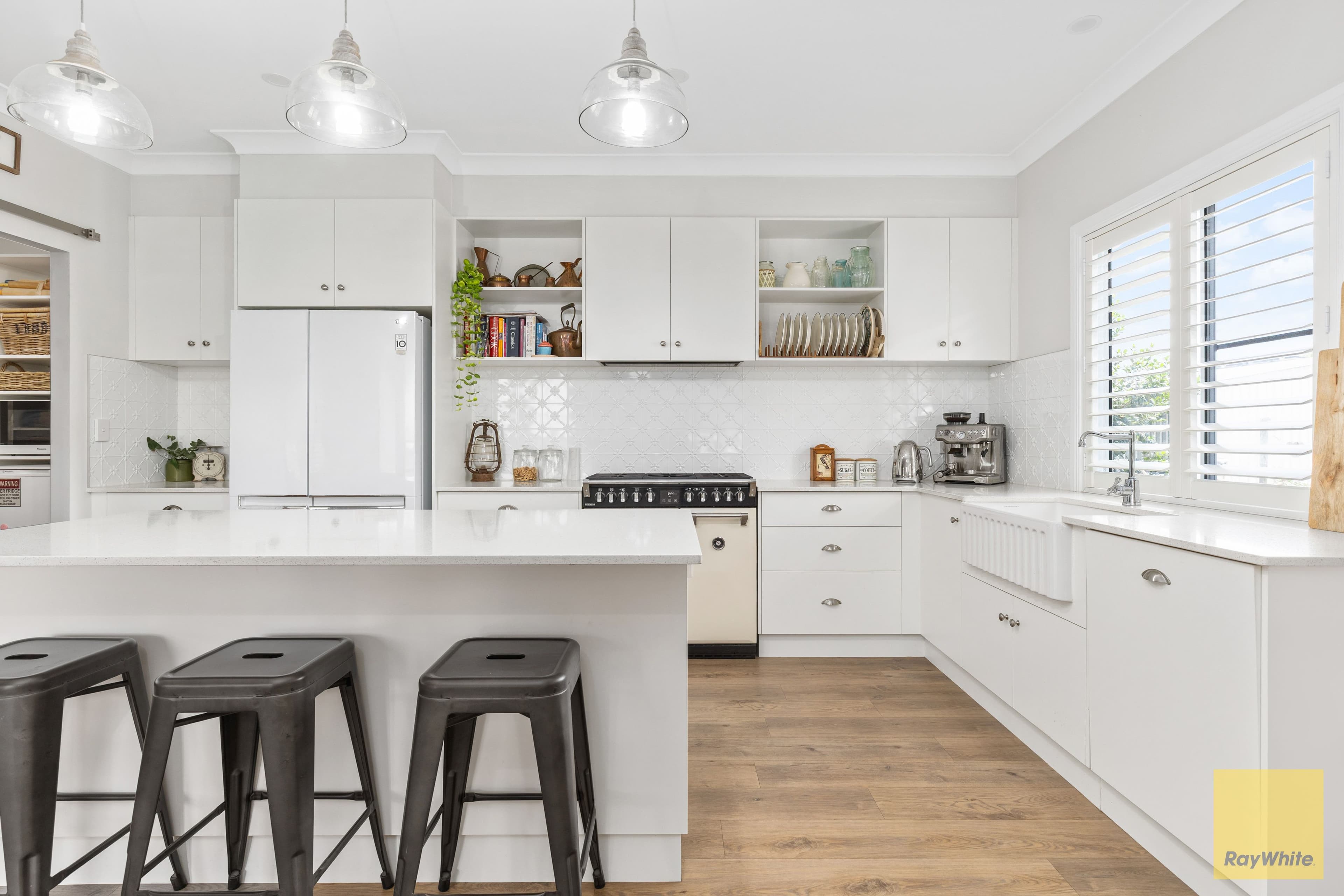 7 Bottle Tree Road , Emerald QLD 4720, Emerald - Thumbnail 6