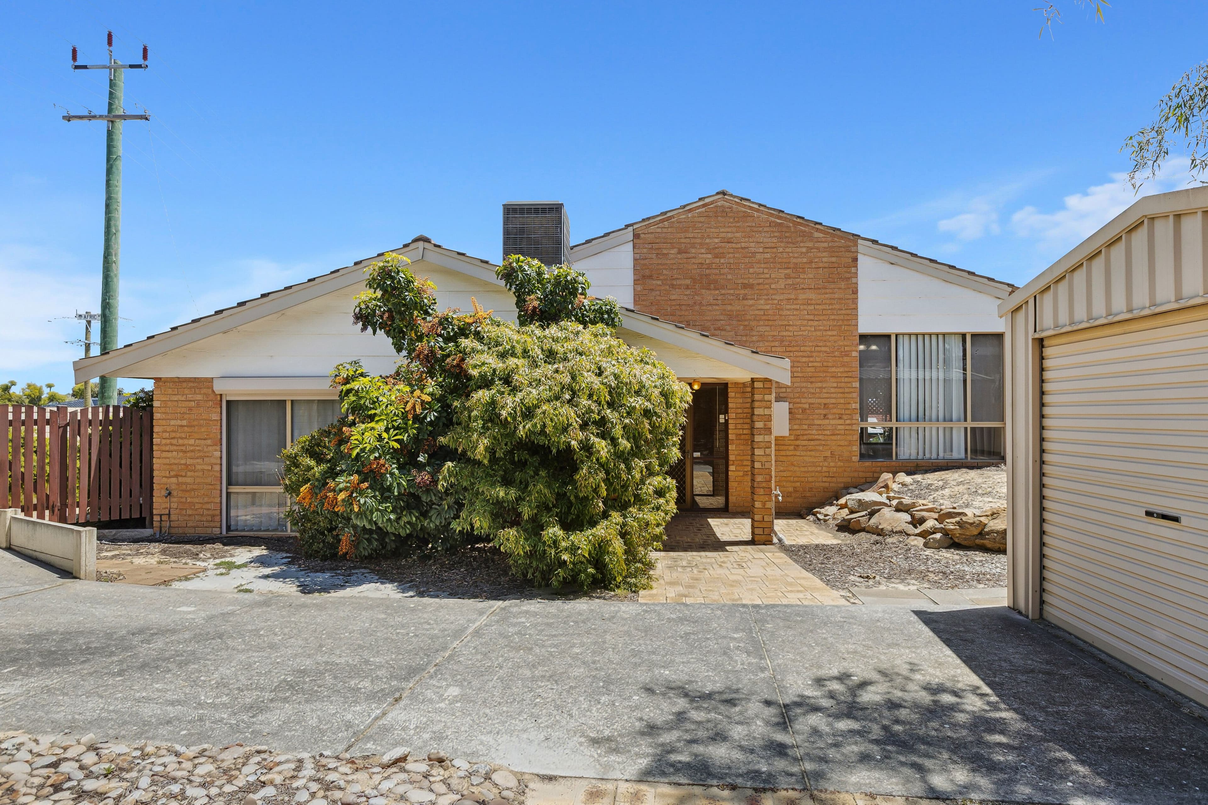 6 Tifera Circle , Kallaroo WA 6025, Kallaroo - Thumbnail 2