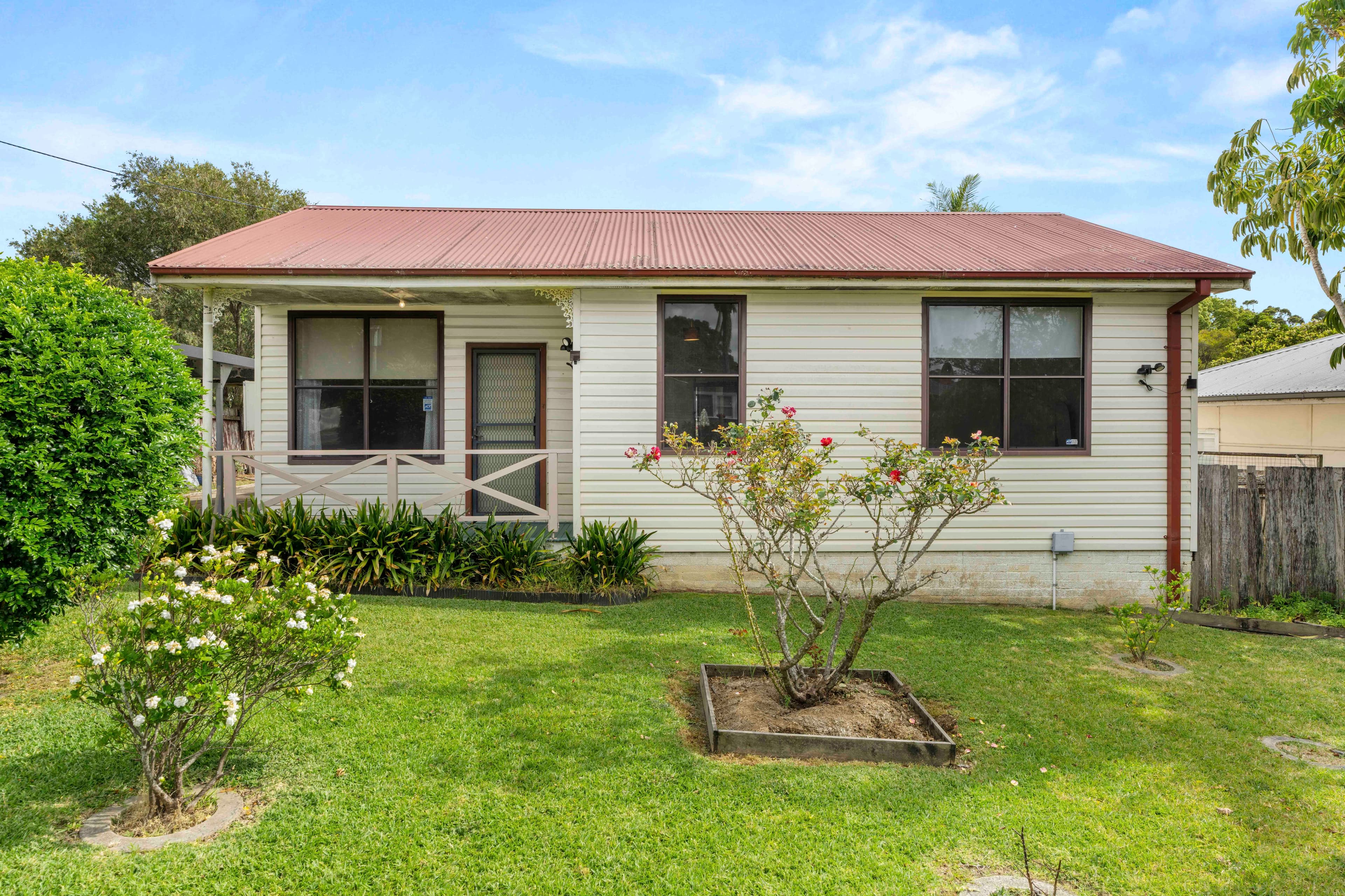 11 Gould Avenue , Nowra NSW 2541, Nowra - Thumbnail 2