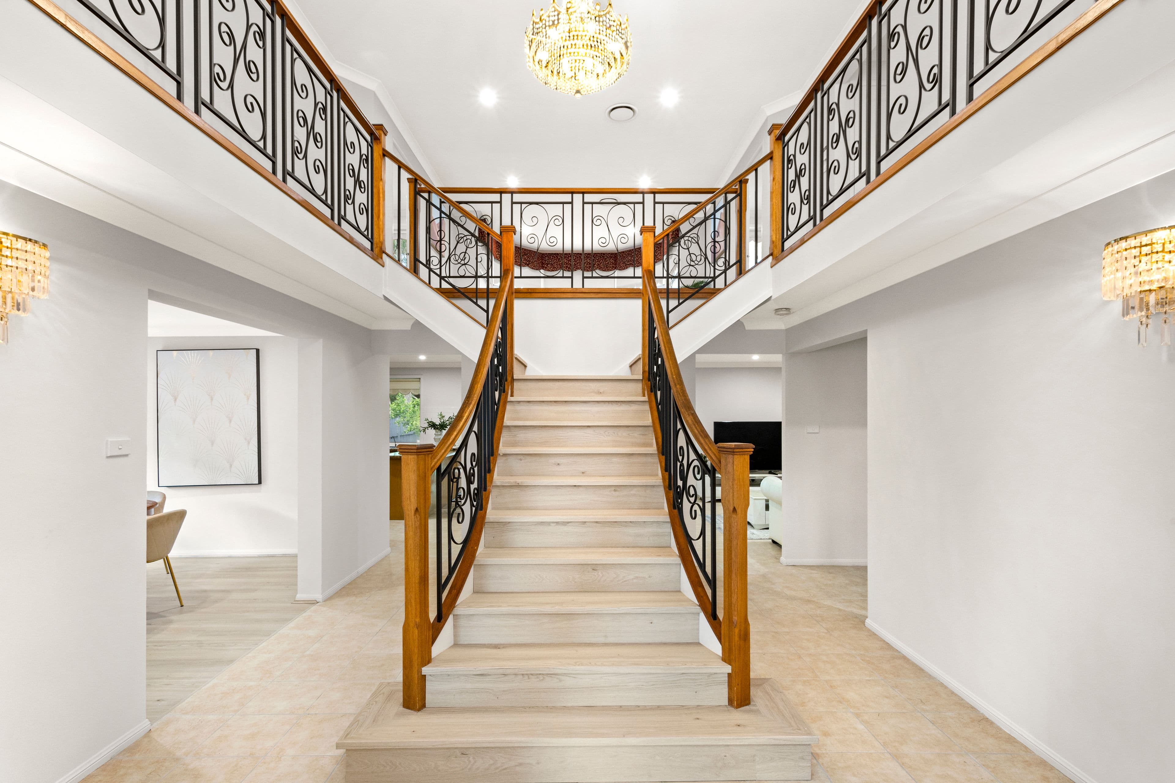 12 Lochton Place , Beaumont Hills NSW 2155, Beaumont Hills - Thumbnail 2
