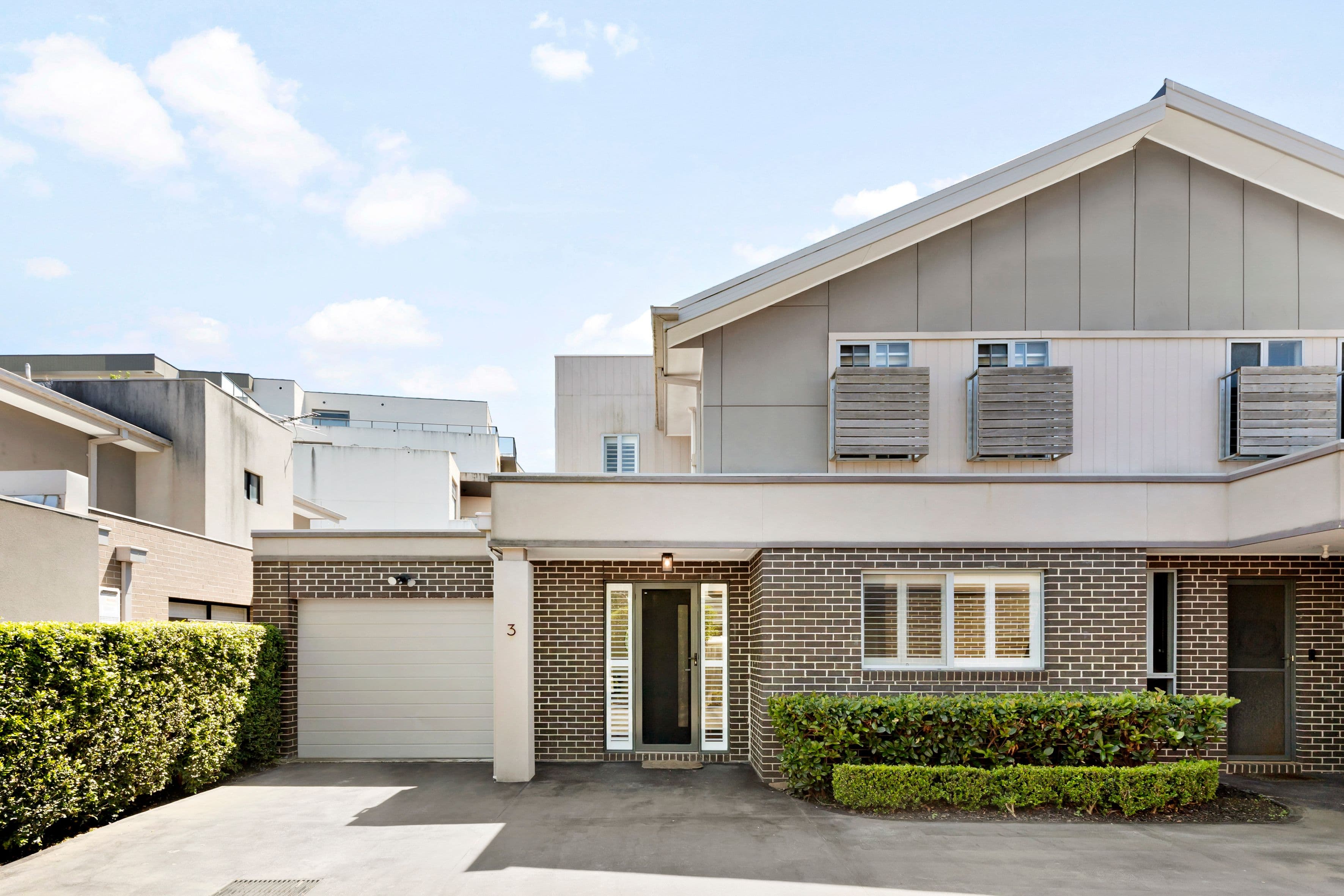 10 Lake Avenue , Pascoe Vale VIC 3044, Pascoe Vale - Image 1