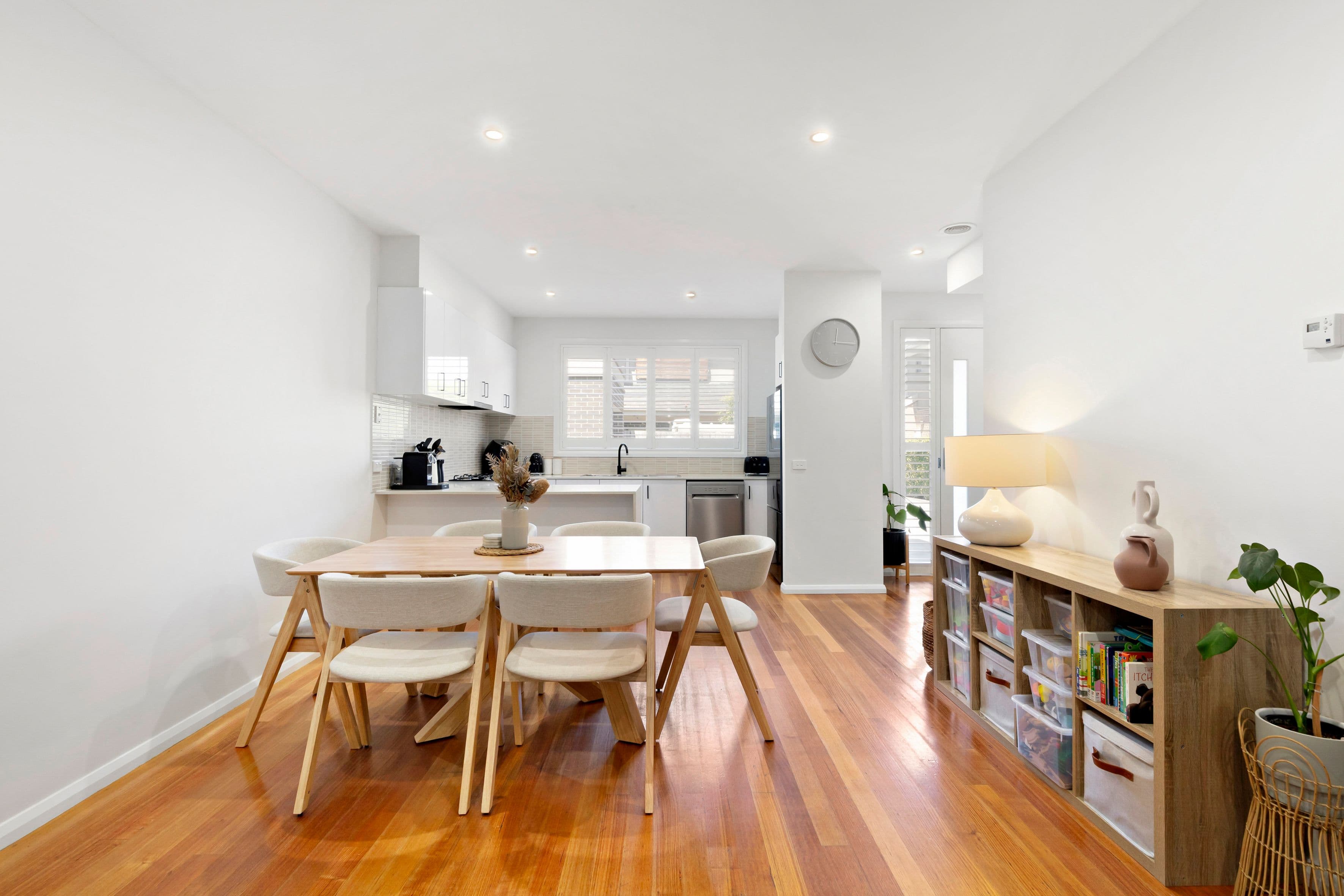 10 Lake Avenue , Pascoe Vale VIC 3044, Pascoe Vale - Thumbnail 4