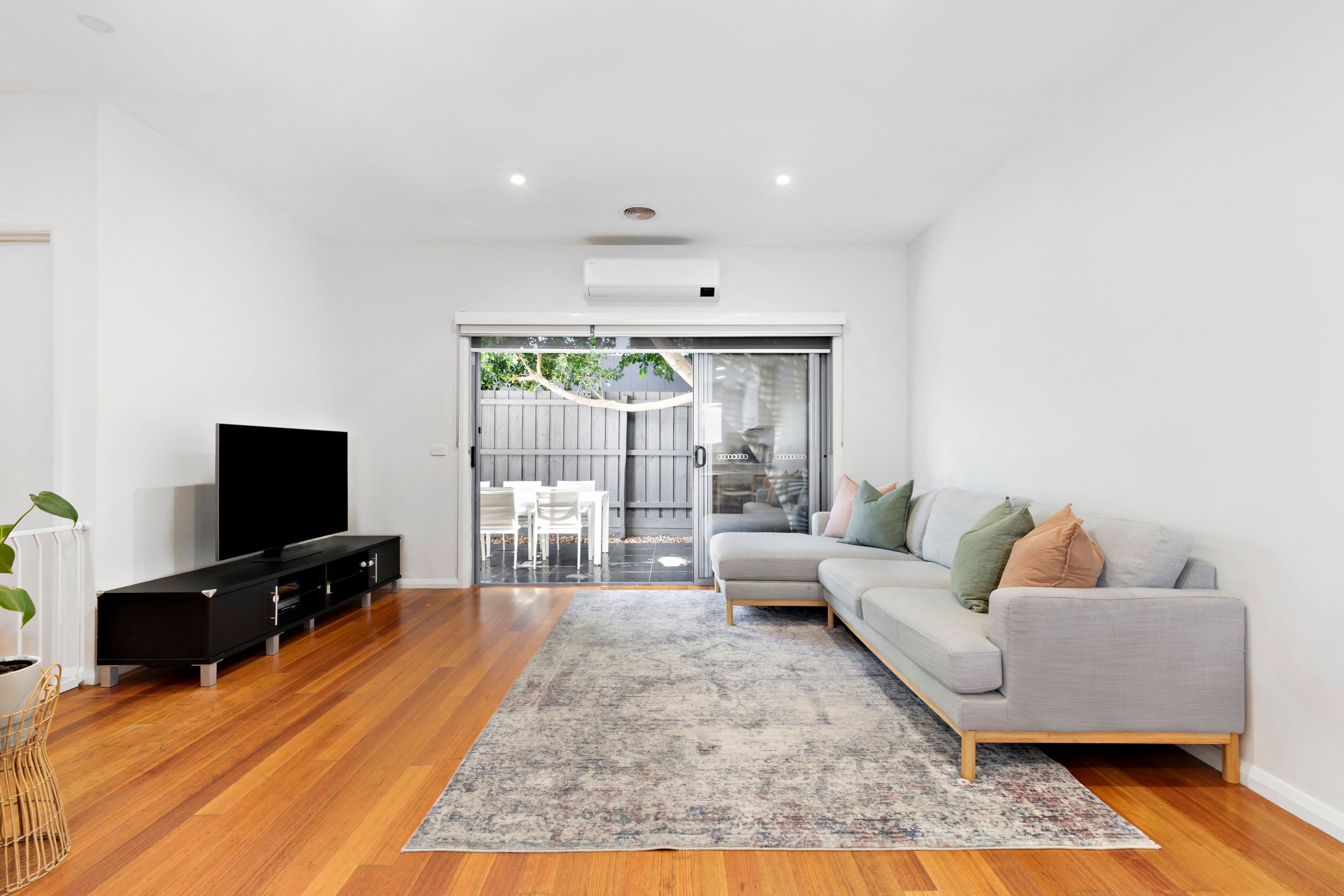 10 Lake Avenue , Pascoe Vale VIC 3044, Pascoe Vale - Thumbnail 6