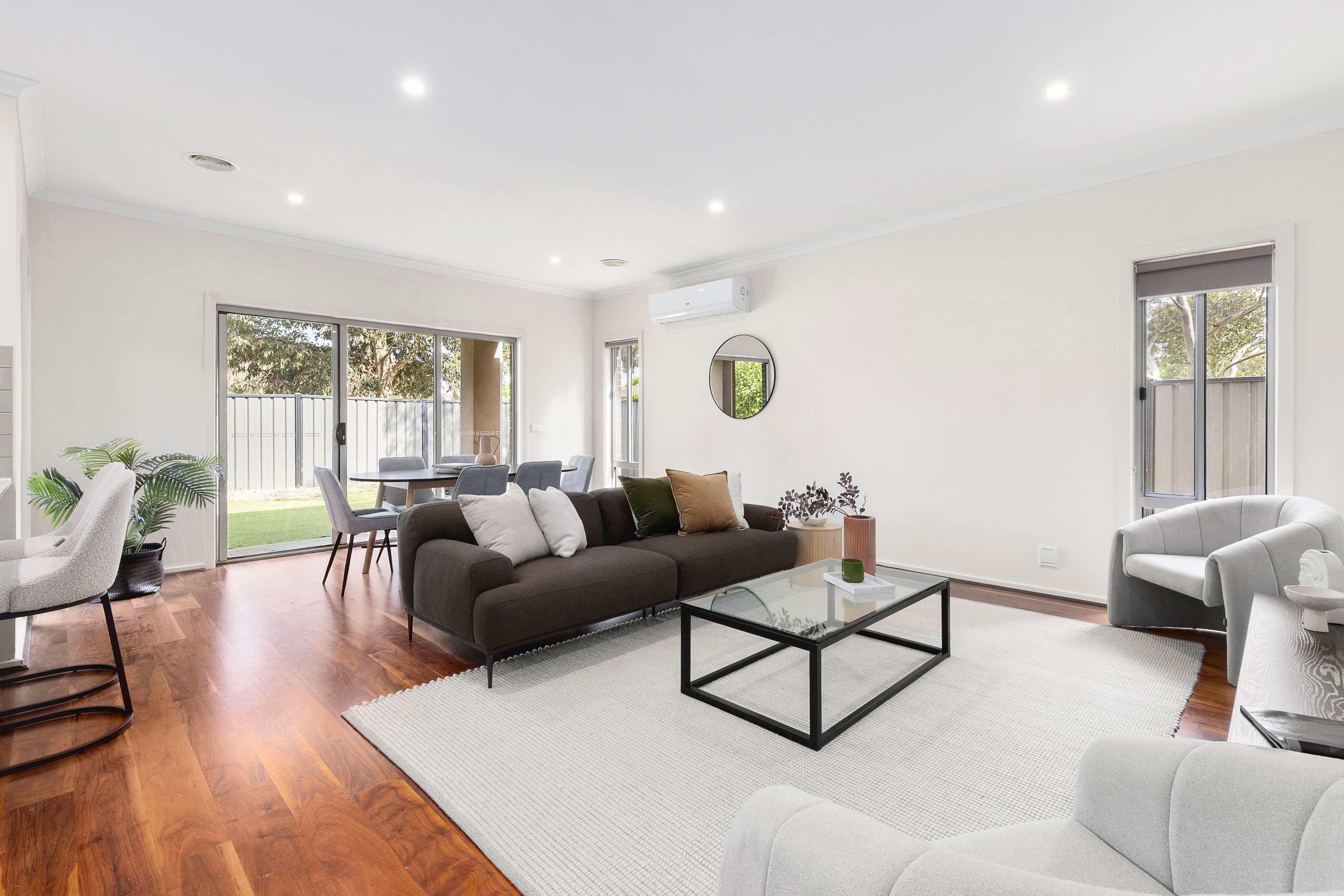 26 The Garlands , Craigieburn VIC 3064, Craigieburn - Thumbnail 3