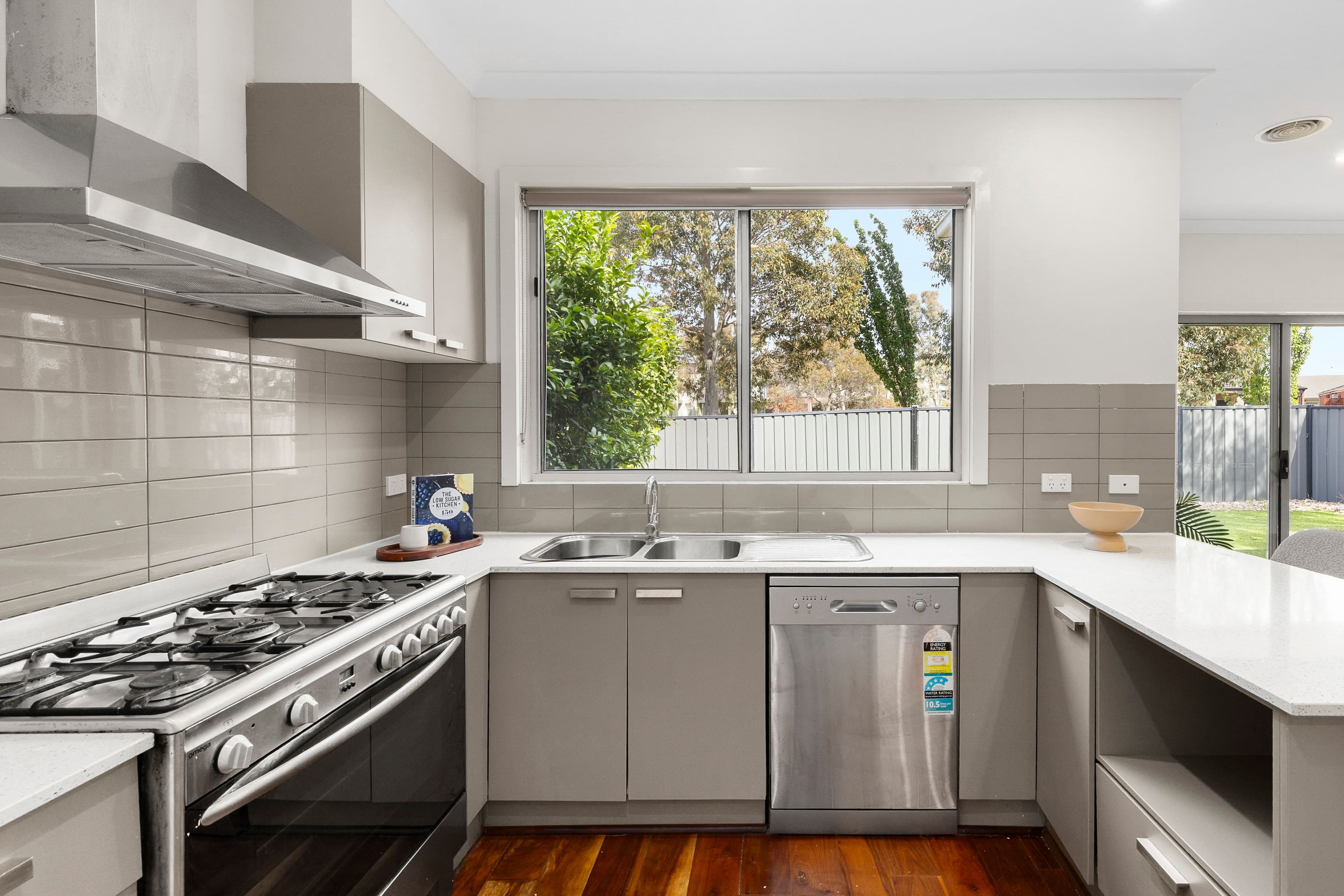 26 The Garlands , Craigieburn VIC 3064, Craigieburn - Thumbnail 7