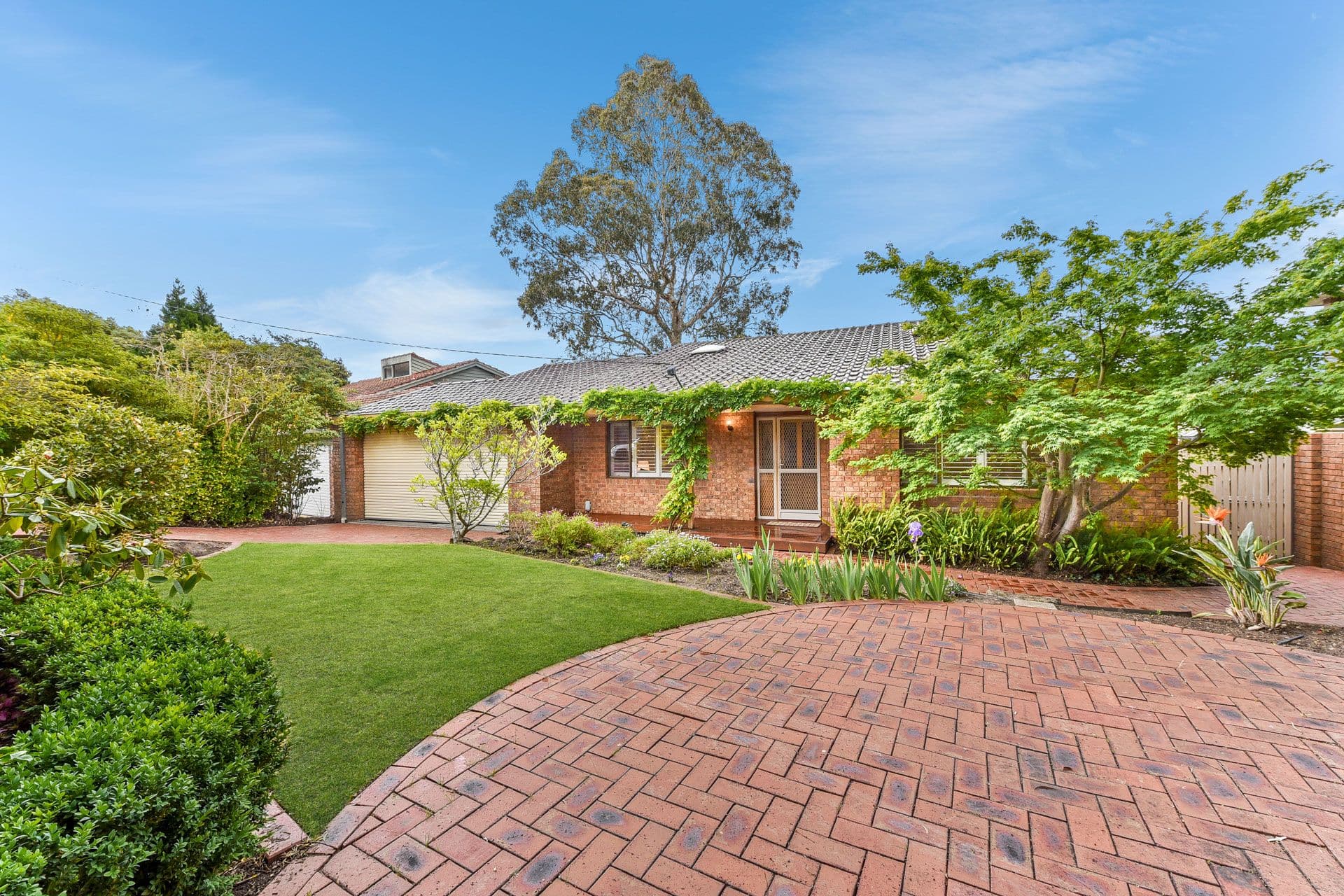 23 Darlington Avenue , Wheelers Hill VIC 3150, Wheelers Hill - Thumbnail 2