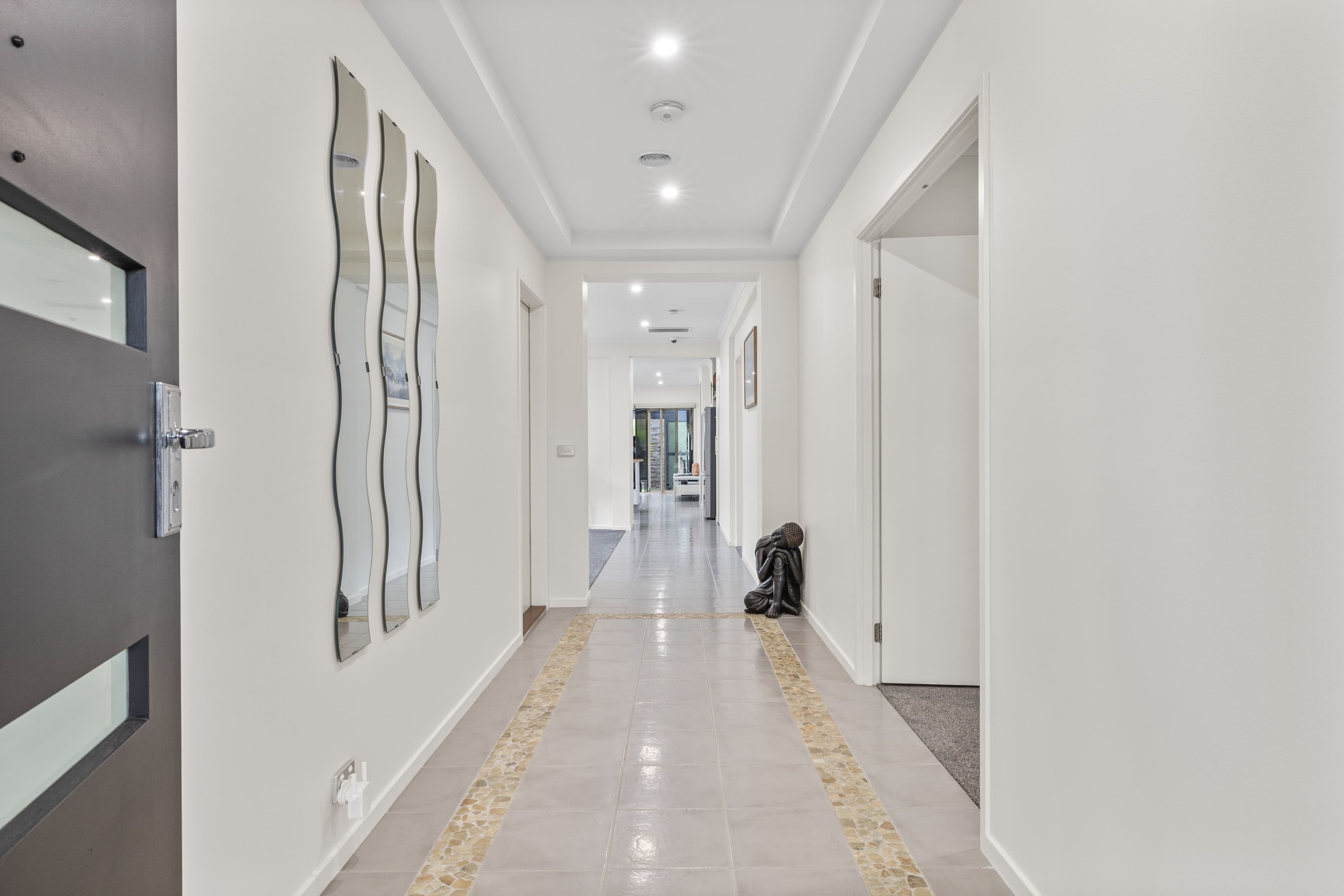 11 Mccabe Crescent , Sunbury VIC 3429, Sunbury - Thumbnail 2