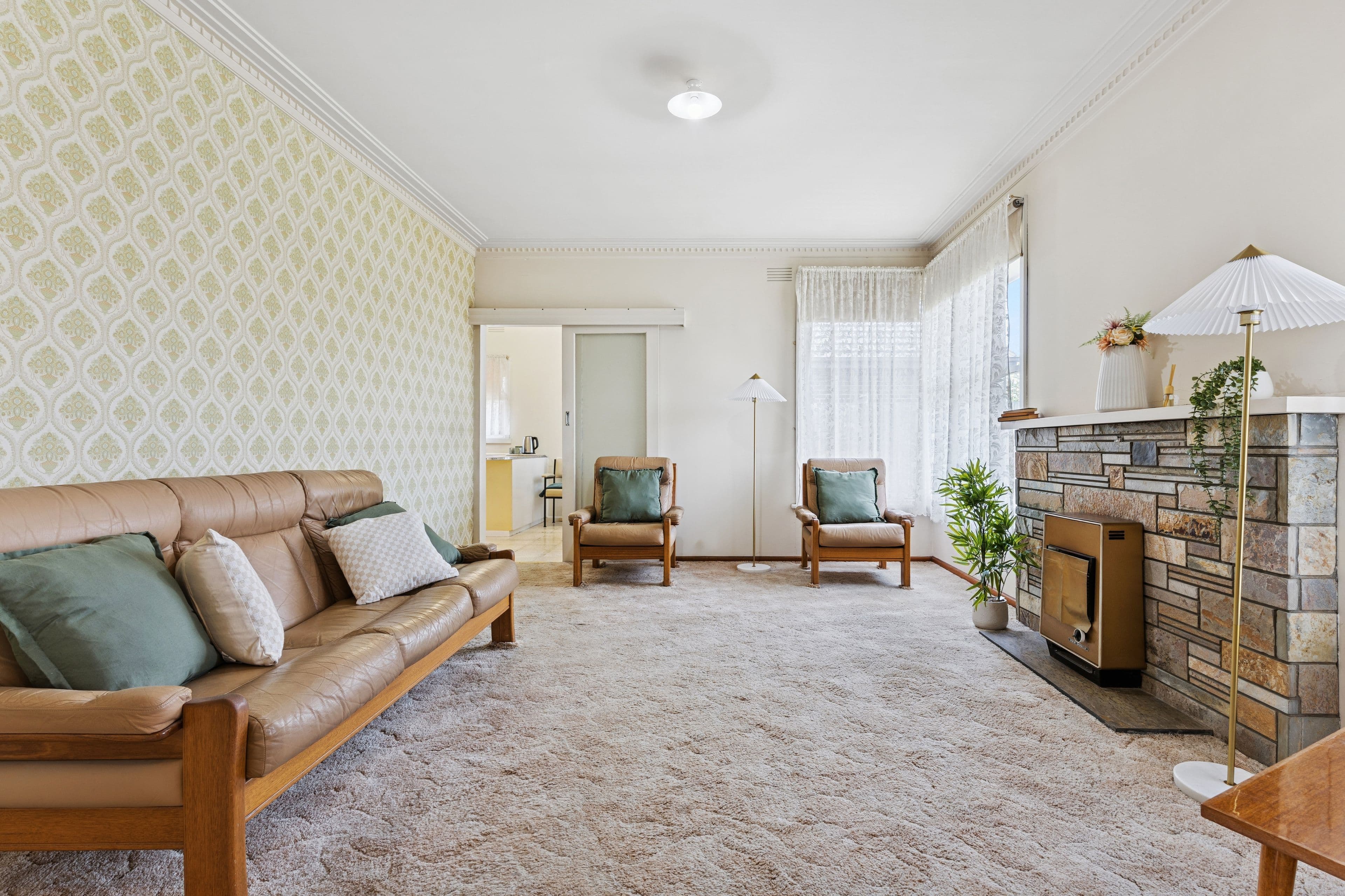 44 Hobbs Crescent , Reservoir VIC 3073, Reservoir - Thumbnail 2