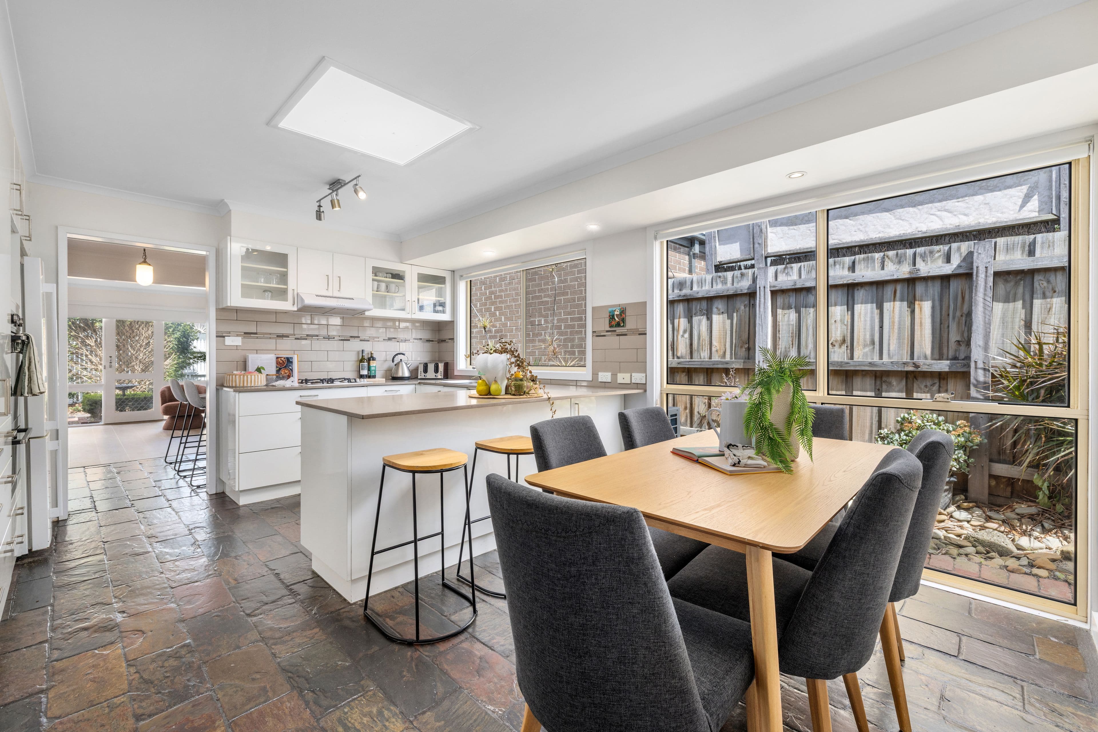 9 Wunalla Road , Seaford VIC 3198, Seaford - Thumbnail 4