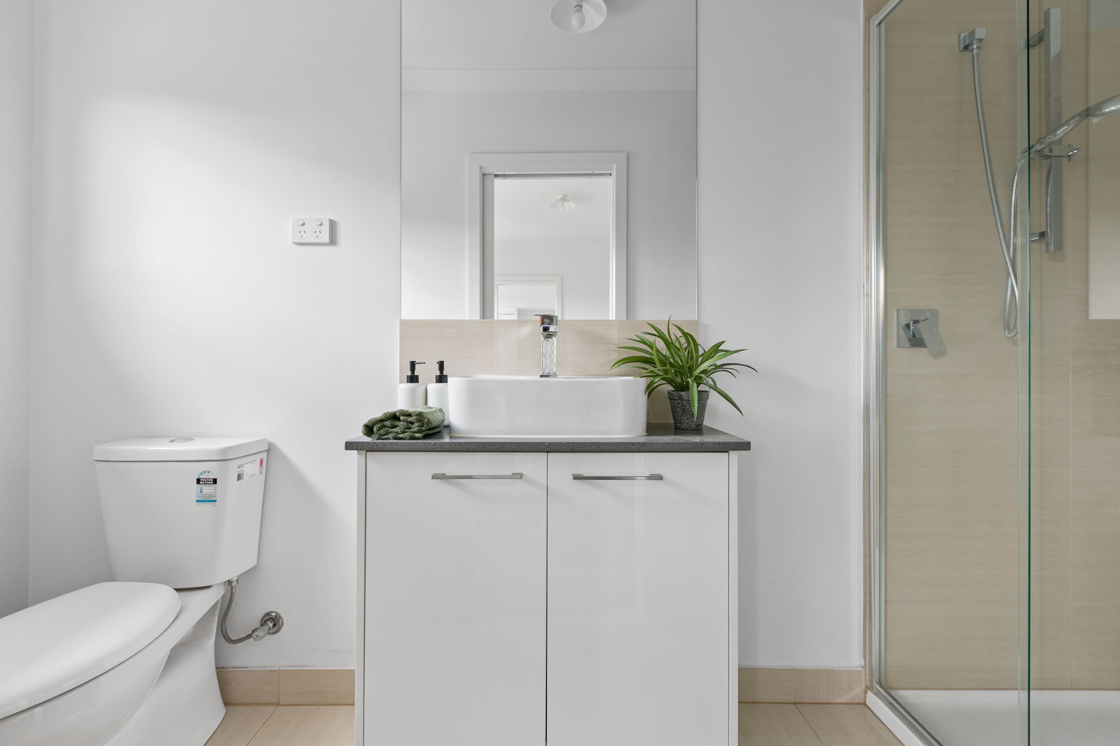 36A Lane Crescent, Reservoir - Thumbnail 8