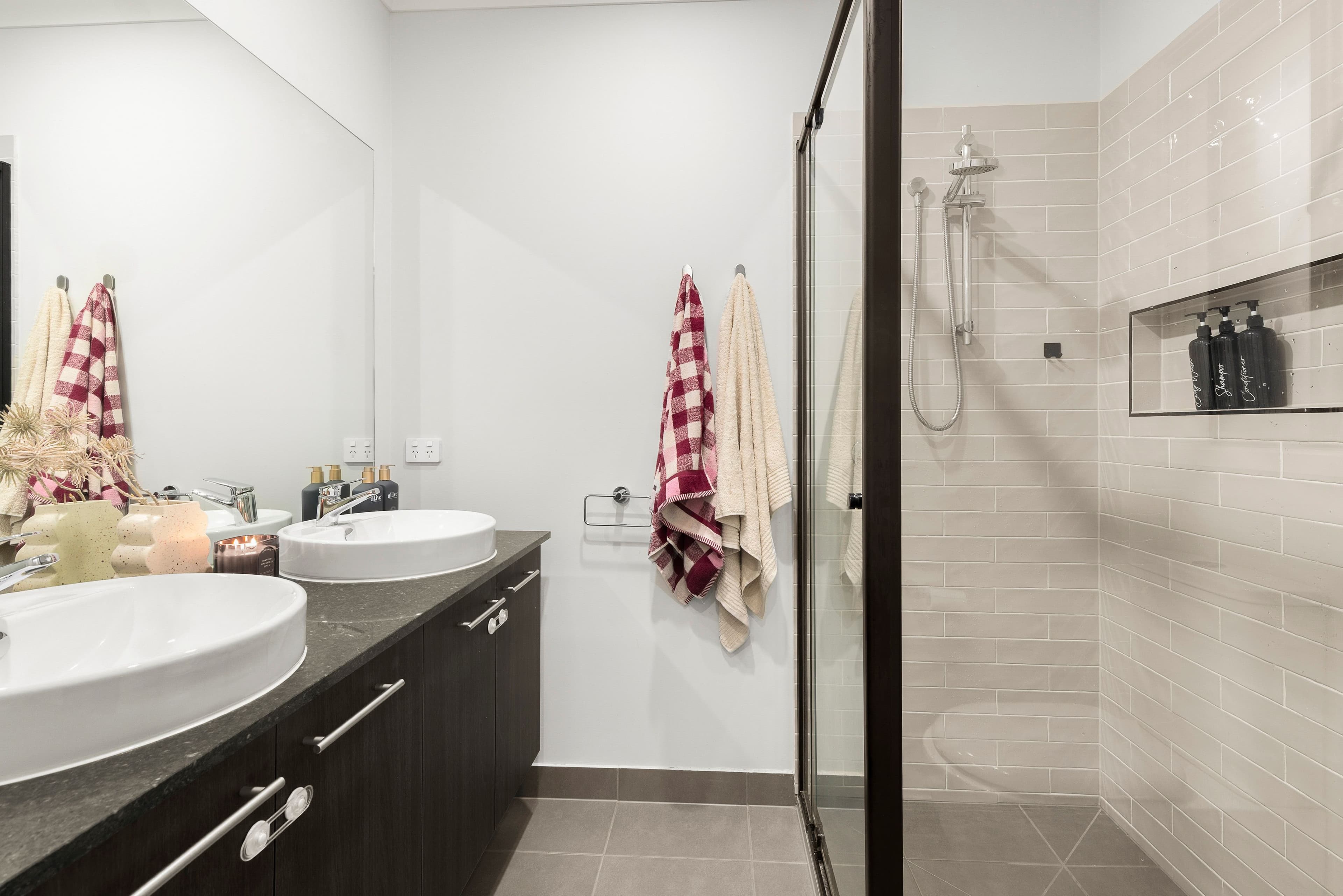15 Urquhart Street , Mickleham VIC 3064, Mickleham - Thumbnail 4