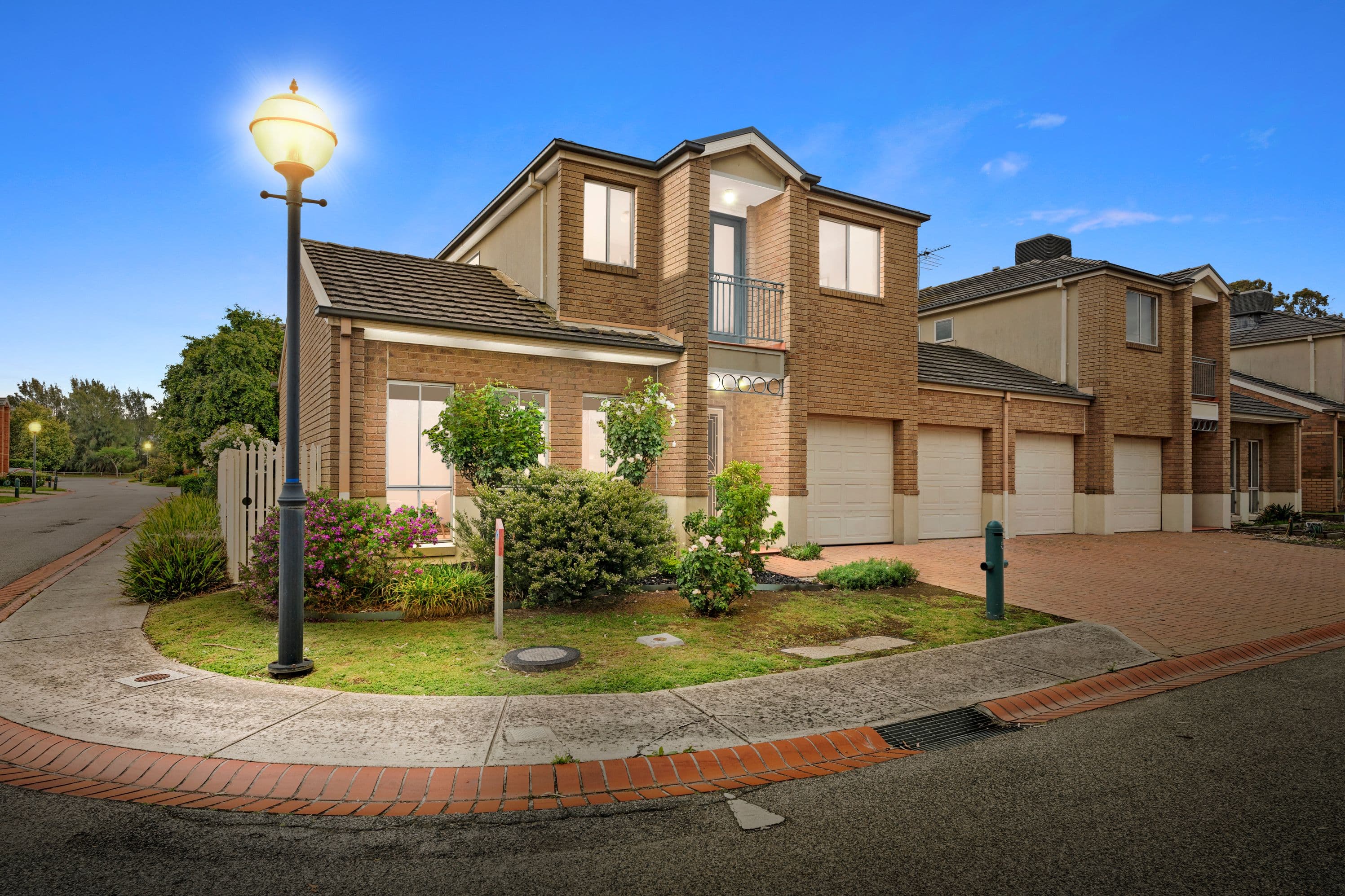 5 Hummingbird Place , South Morang VIC 3752, South Morang - Image 1
