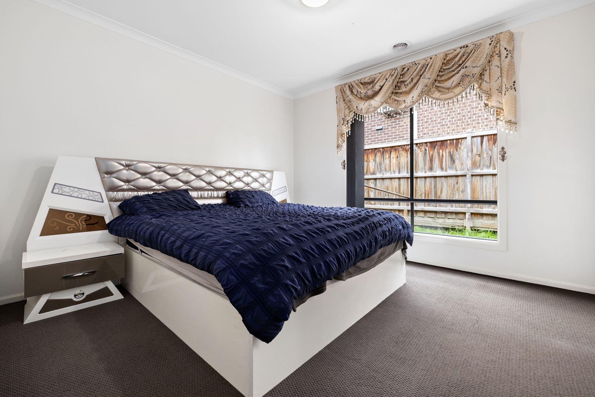 56 Lineham Drive , Cranbourne East VIC 3977, Cranbourne East - Thumbnail 8