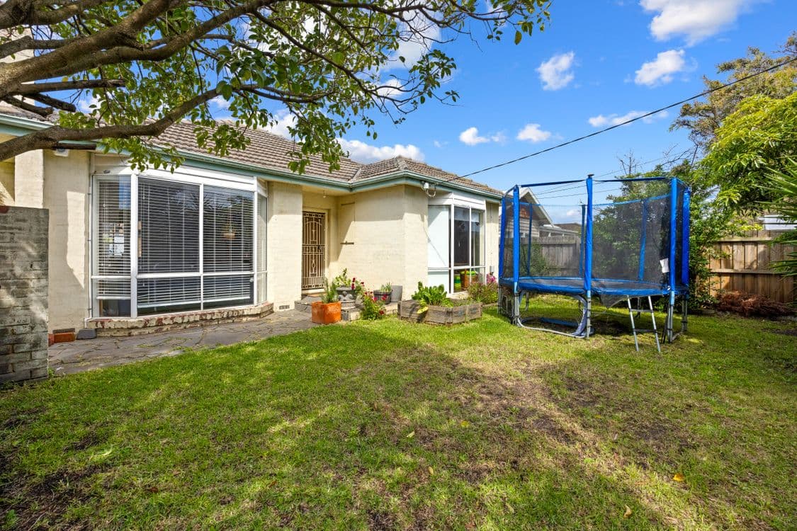 10 Raymond Road, SEAFORD, VIC 3198, Seaford - Thumbnail 2