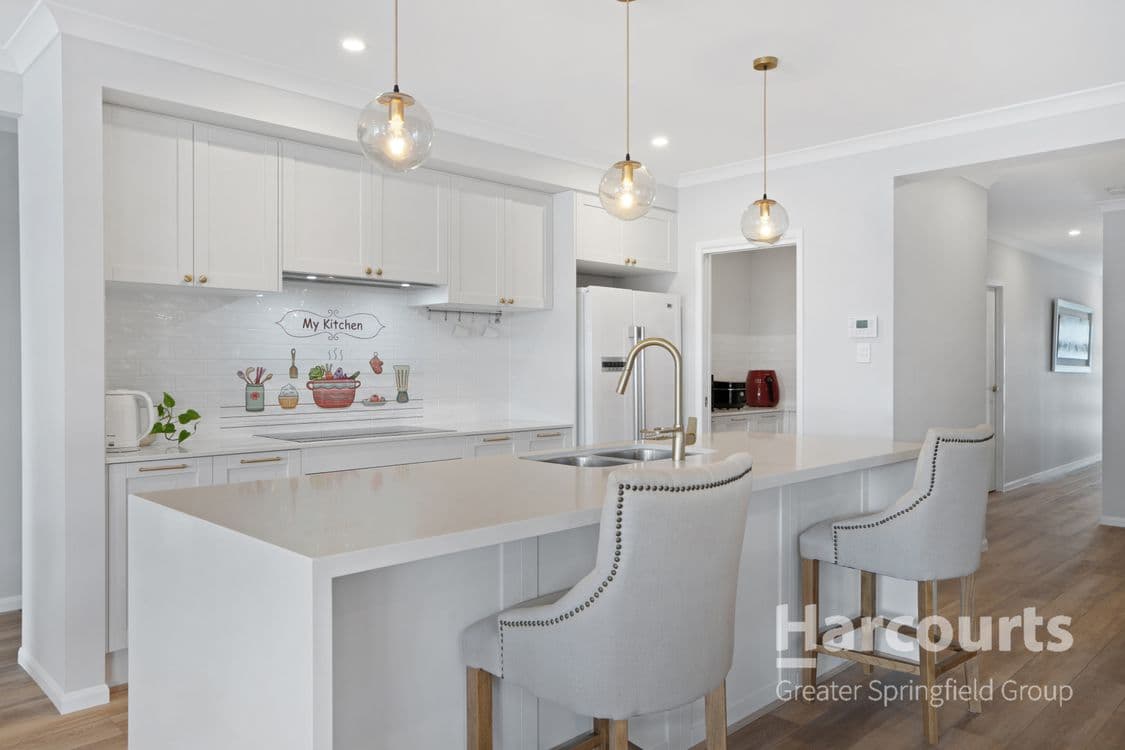 16 Desert Road, GREENBANK, QLD 4124, Greenbank - Thumbnail 6