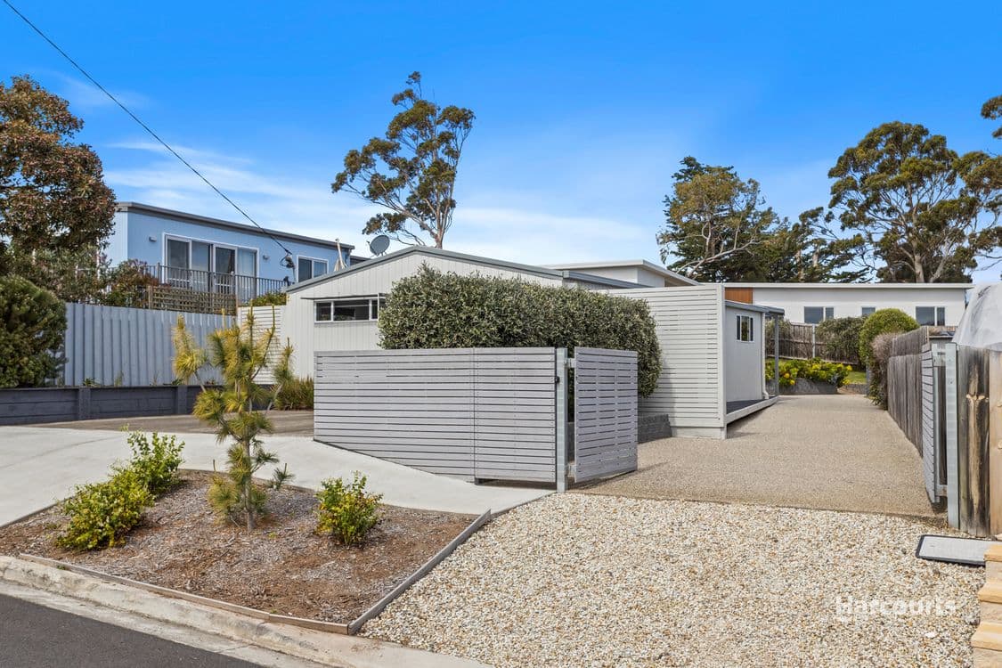 1 Marsh Street, OPOSSUM BAY, TAS 7023, Opossum Bay - Thumbnail 2
