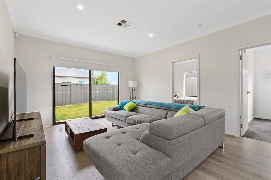 31 Hatcher Road, MUNNO PARA DOWNS, SA 5115, Munno Para Downs - Thumbnail 3