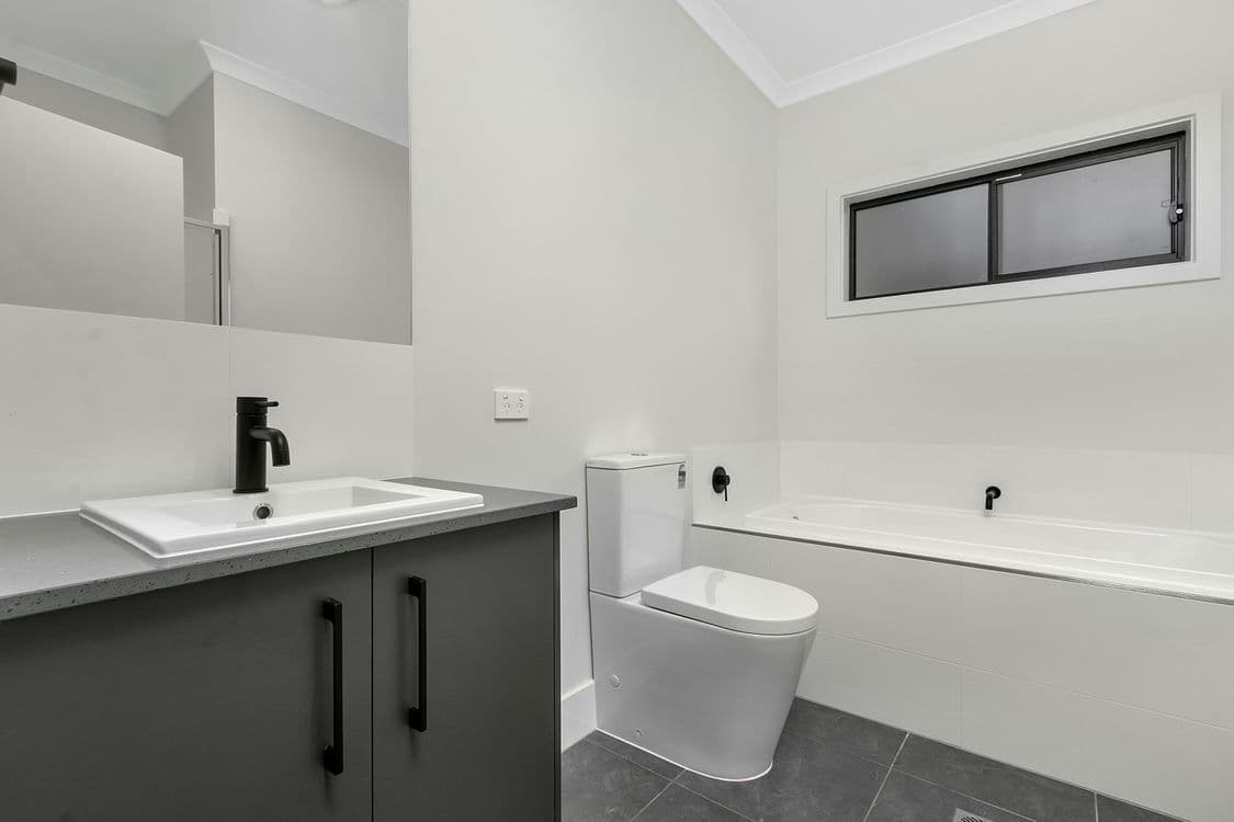31 Hatcher Road, MUNNO PARA DOWNS, SA 5115, Munno Para Downs - Thumbnail 6