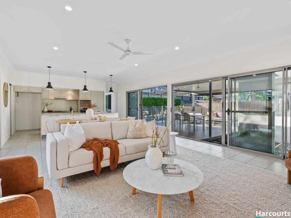 16 Watervale Parade, WAKERLEY, QLD 4154, Wakerley - Thumbnail 2