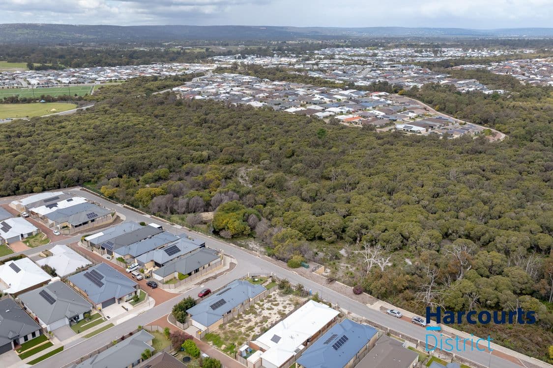 35 Bushside Drive, AVELEY, WA 6069, Aveley - Thumbnail 5