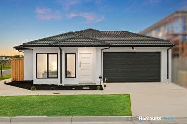 18 Avro Way, BERWICK, VIC 3806, Berwick - Image 1