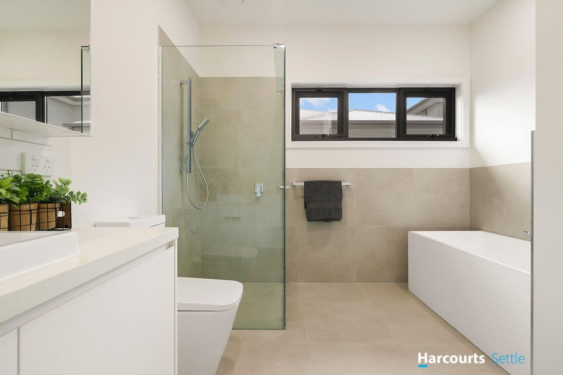18 Avro Way, BERWICK, VIC 3806, Berwick - Thumbnail 8