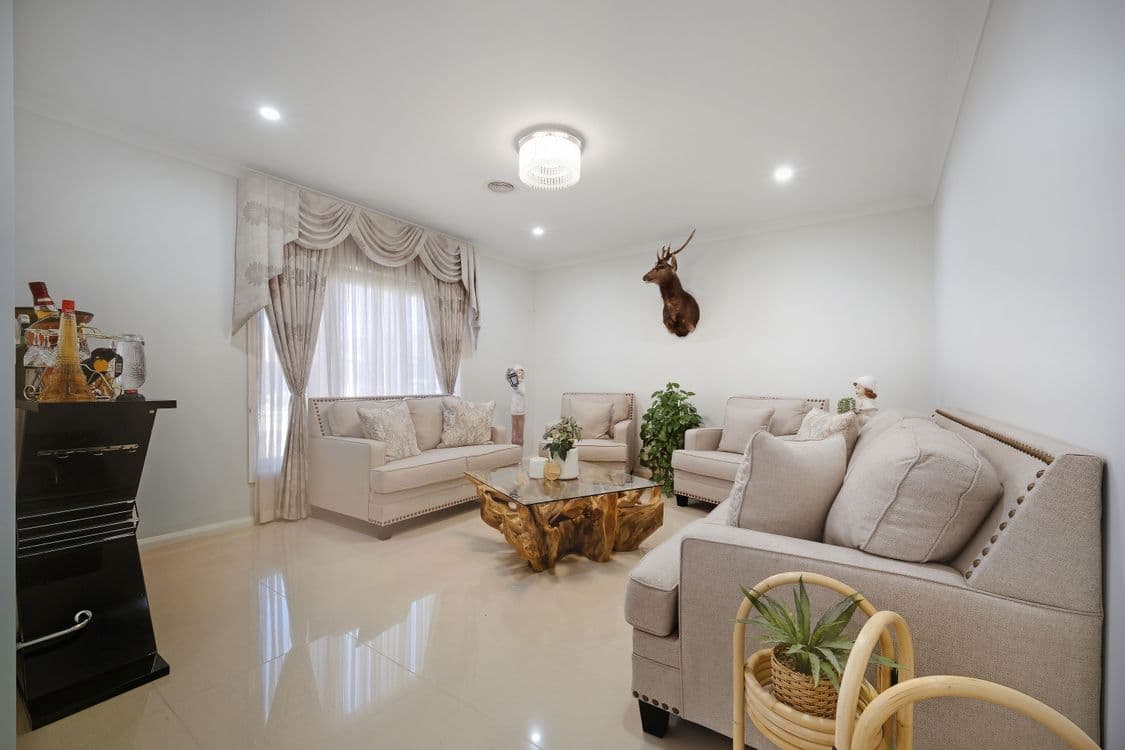 38 Biltmore Crescent, ROXBURGH PARK, VIC 3064, Roxburgh Park - Thumbnail 4