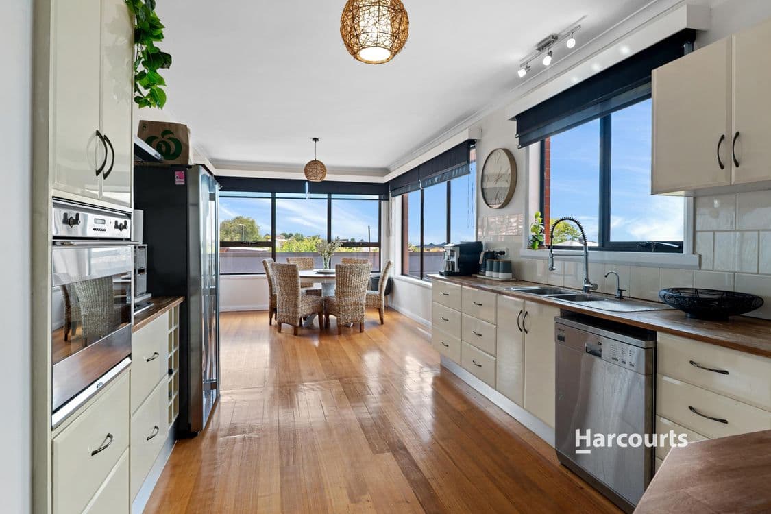 55 Percy Street, DEVONPORT, TAS 7310, Devonport - Thumbnail 6