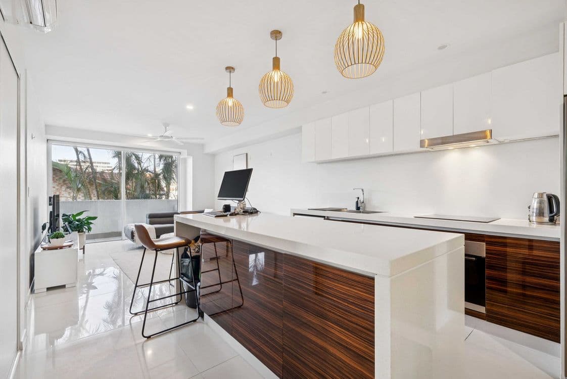 205/46-48 Peerless Avenue, Mermaid Beach, QLD 4218, Mermaid Beach - Thumbnail 4