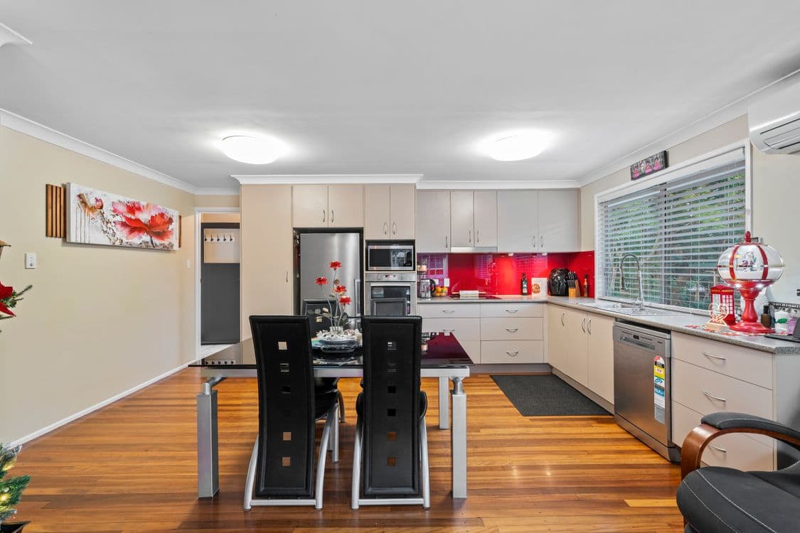 47 Macarthur Crescent, SLACKS CREEK, QLD 4127, Slacks Creek - Thumbnail 4
