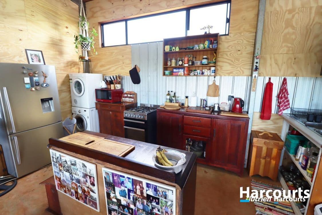 172 HUXLEY ROAD, CHILDERS, QLD 4660, Childers - Thumbnail 6