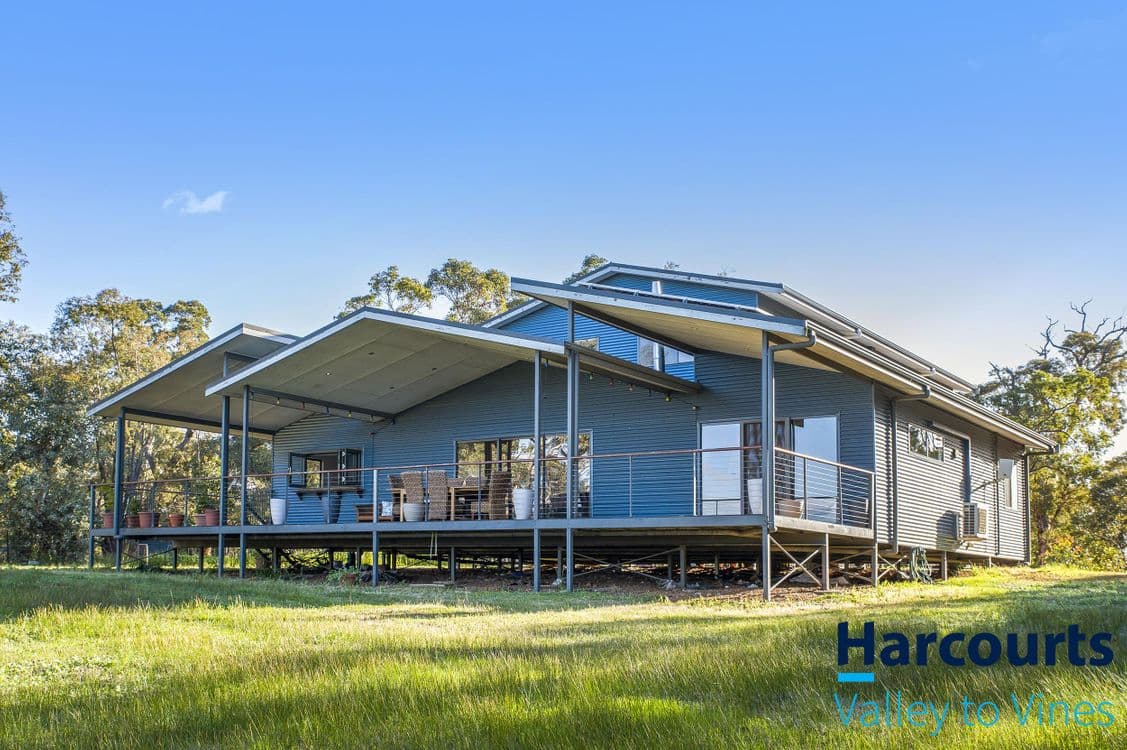 66 Holstein Loop, LOWER CHITTERING, WA 6084, Lower Chittering - Thumbnail 4