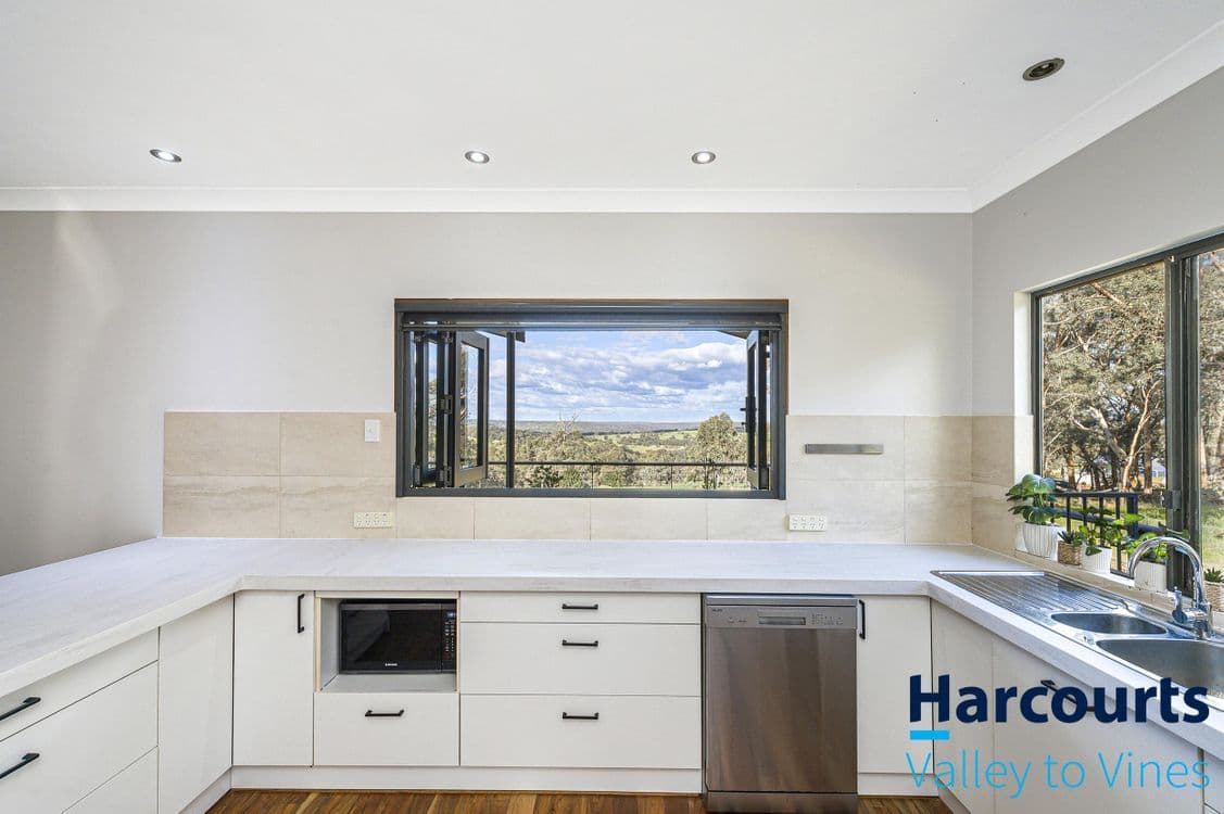 66 Holstein Loop, LOWER CHITTERING, WA 6084, Lower Chittering - Thumbnail 6