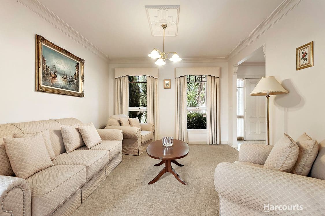 16 Savernake Court, DONCASTER EAST, VIC 3109, Doncaster East - Thumbnail 2