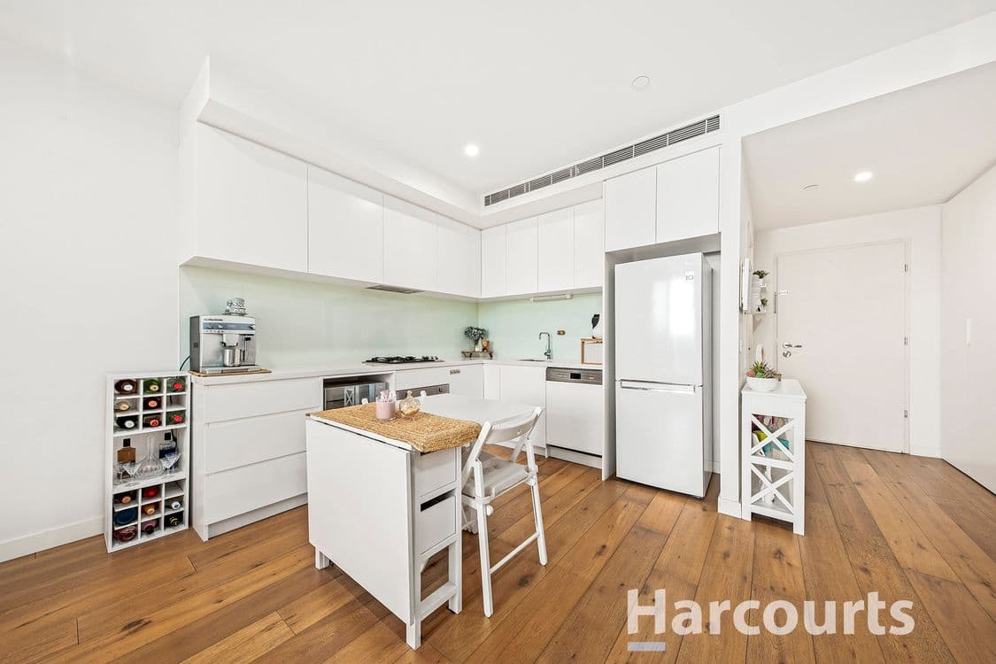 303/7 Red Hill Terrace, DONCASTER EAST, VIC 3109, Doncaster East - Thumbnail 2