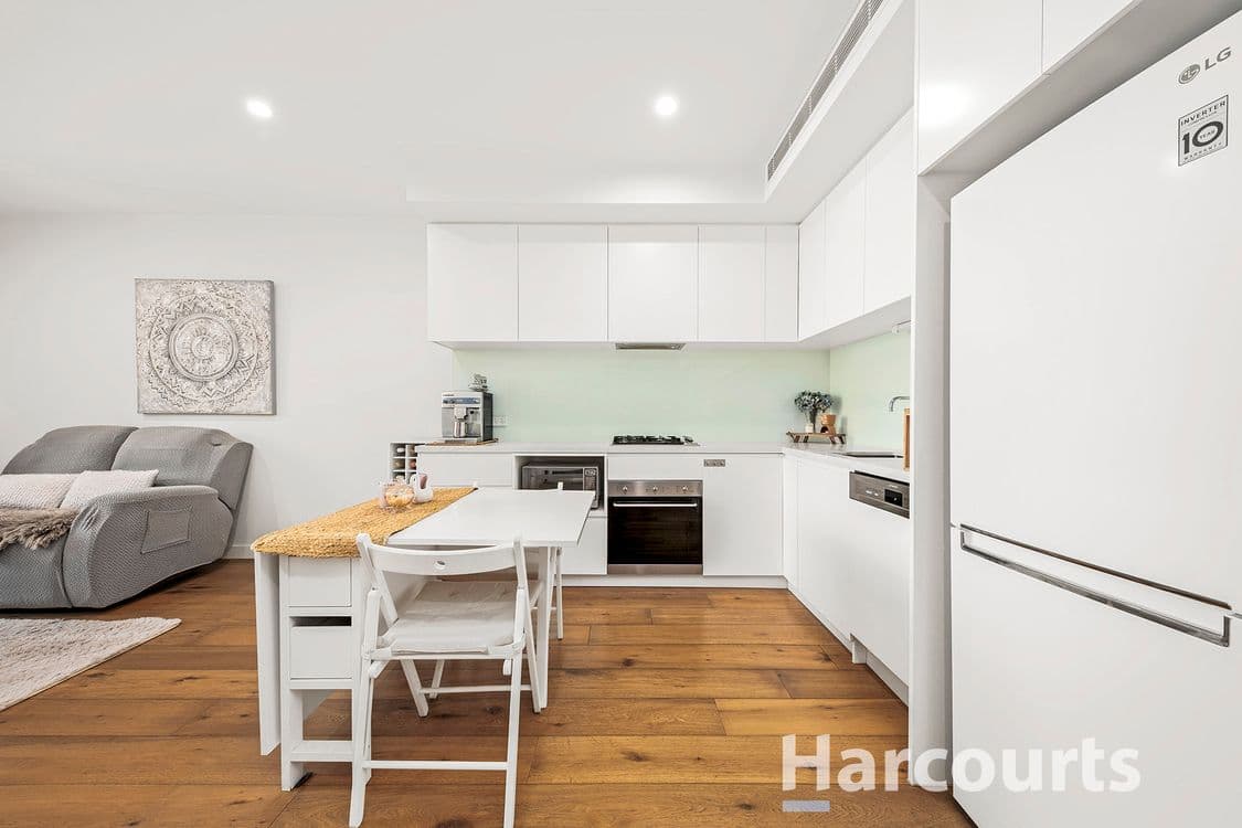 303/7 Red Hill Terrace, DONCASTER EAST, VIC 3109, Doncaster East - Thumbnail 3