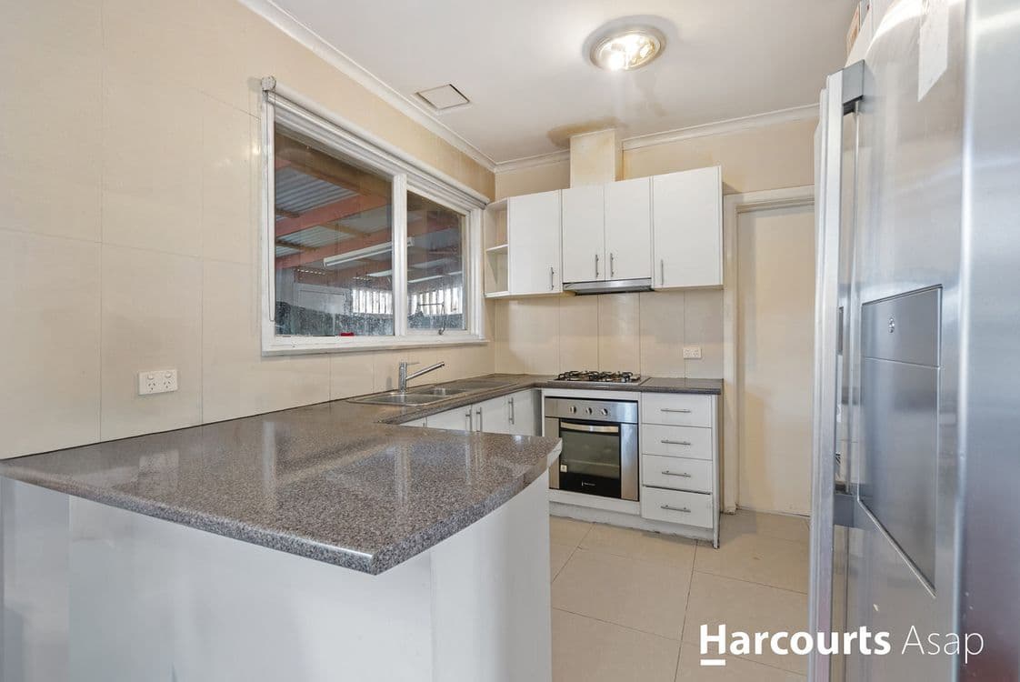 10 Roberta Street, Dandenong, VIC 3175, Dandenong - Thumbnail 3
